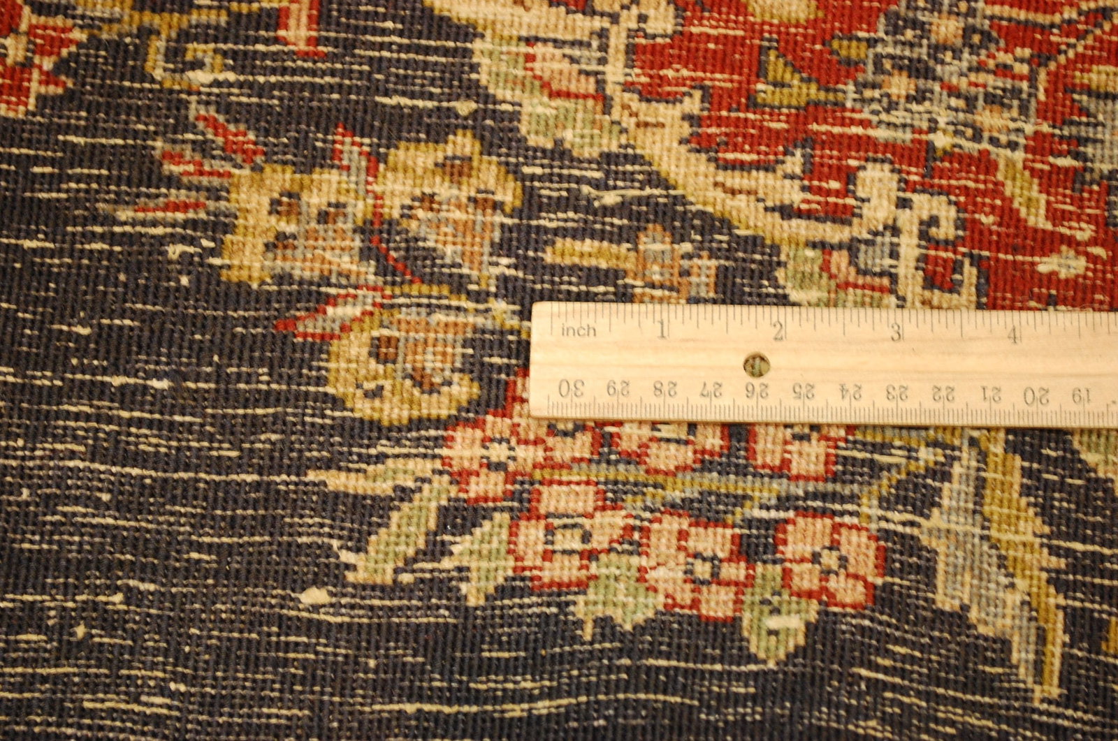 PRSIAN KESHAN RUG 2'4"x3'3" - 9