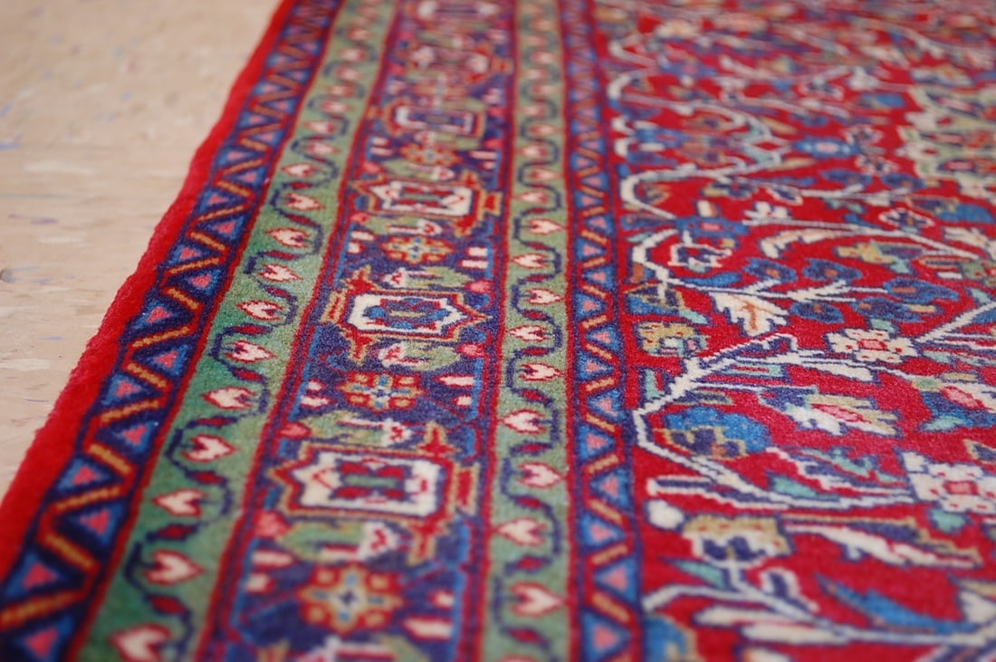 Persian SARUK RUG 2'2" x 4'4" - 6