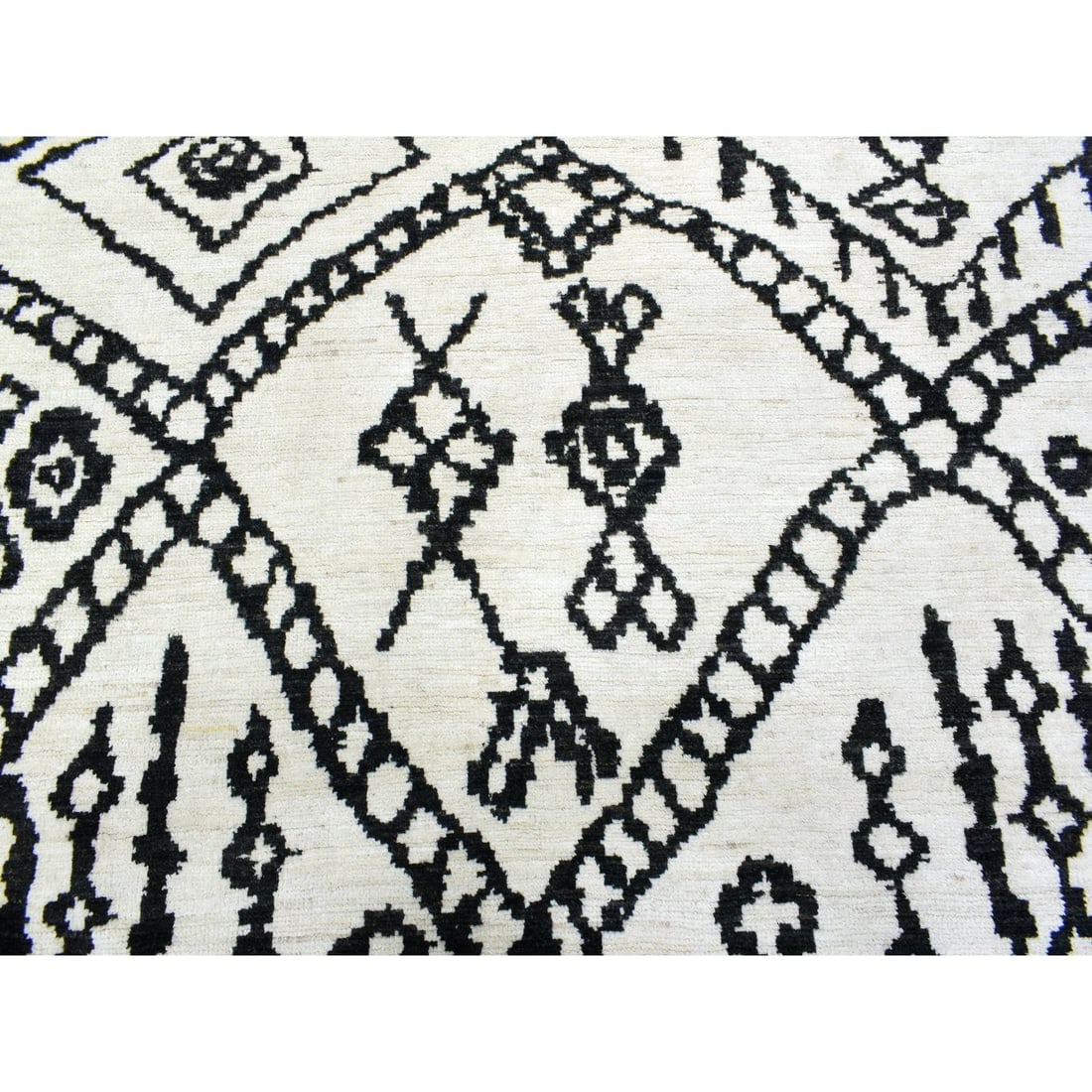 Ivory, Hand Knotted Boujaad Moroccan Berber Soft Organic Wool Rug - 8