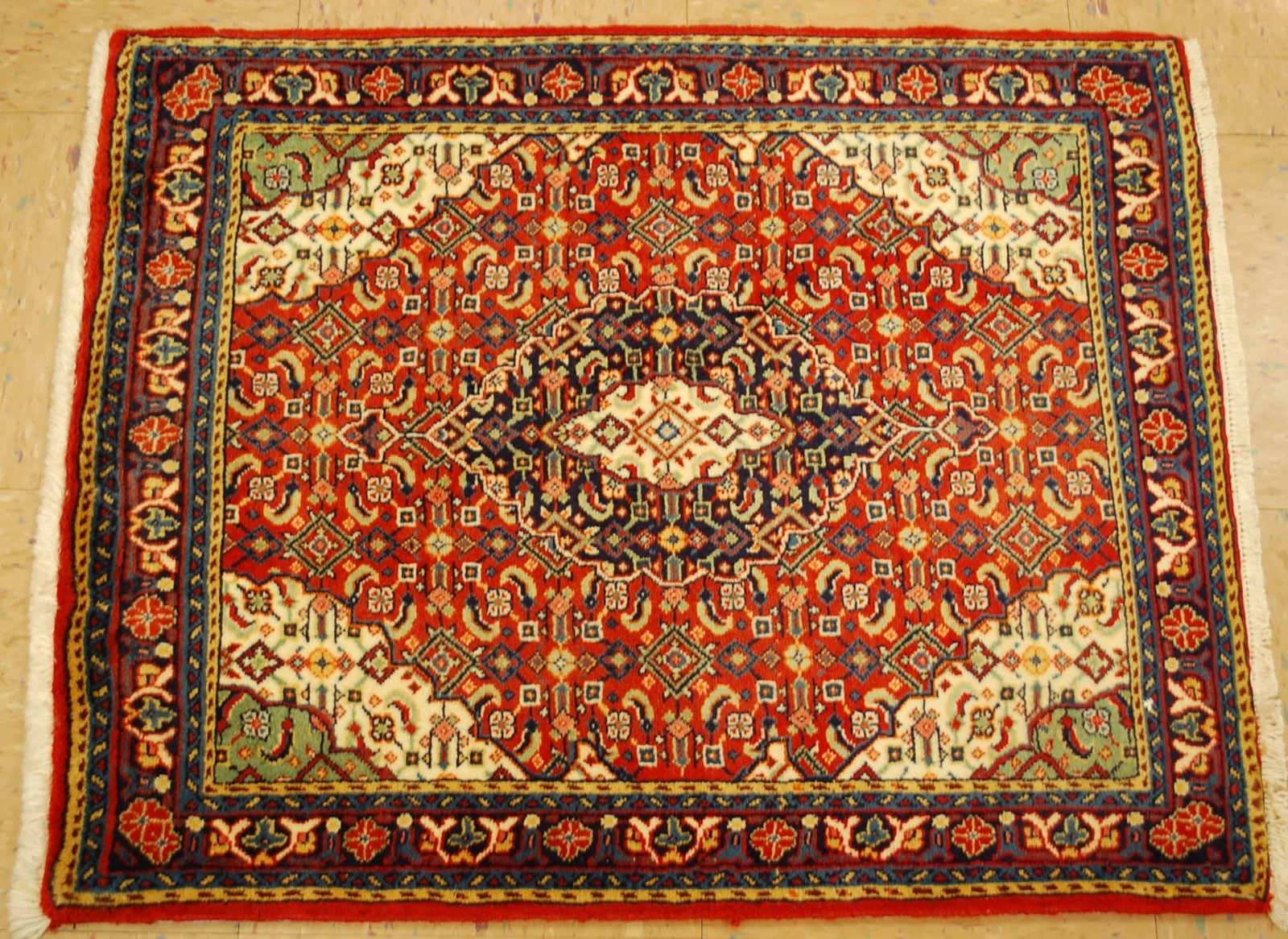 PERSIAN SARUK RUG 2' 3" x 2' 9" - 7