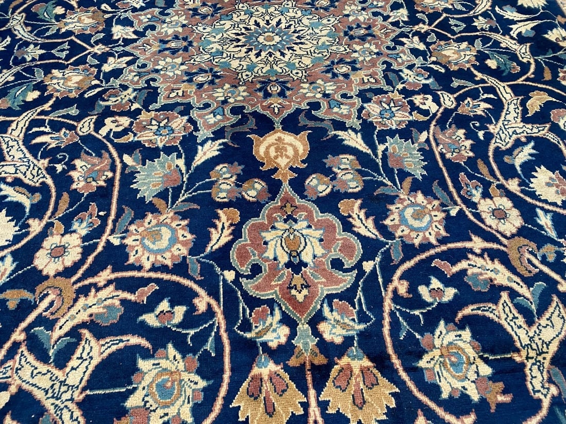 Stunning Persian Rug 8.4x11.4 - 2