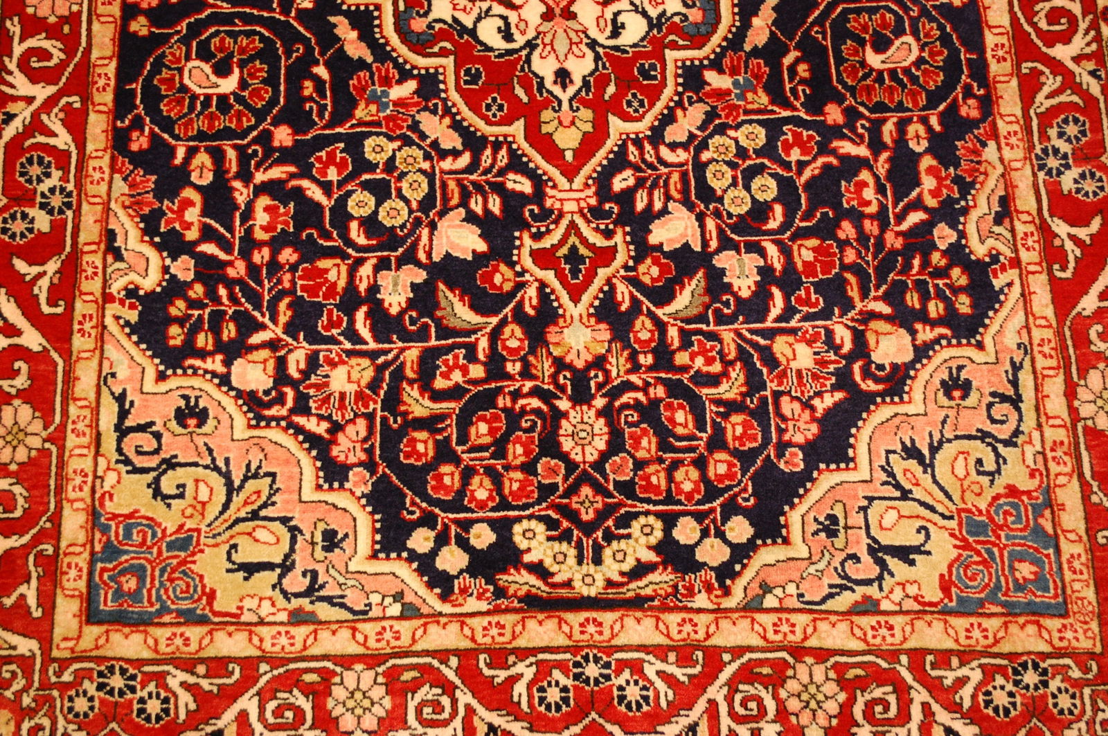 PERSIAN SARUK RUG 3' 6" x 5' 6" - 7