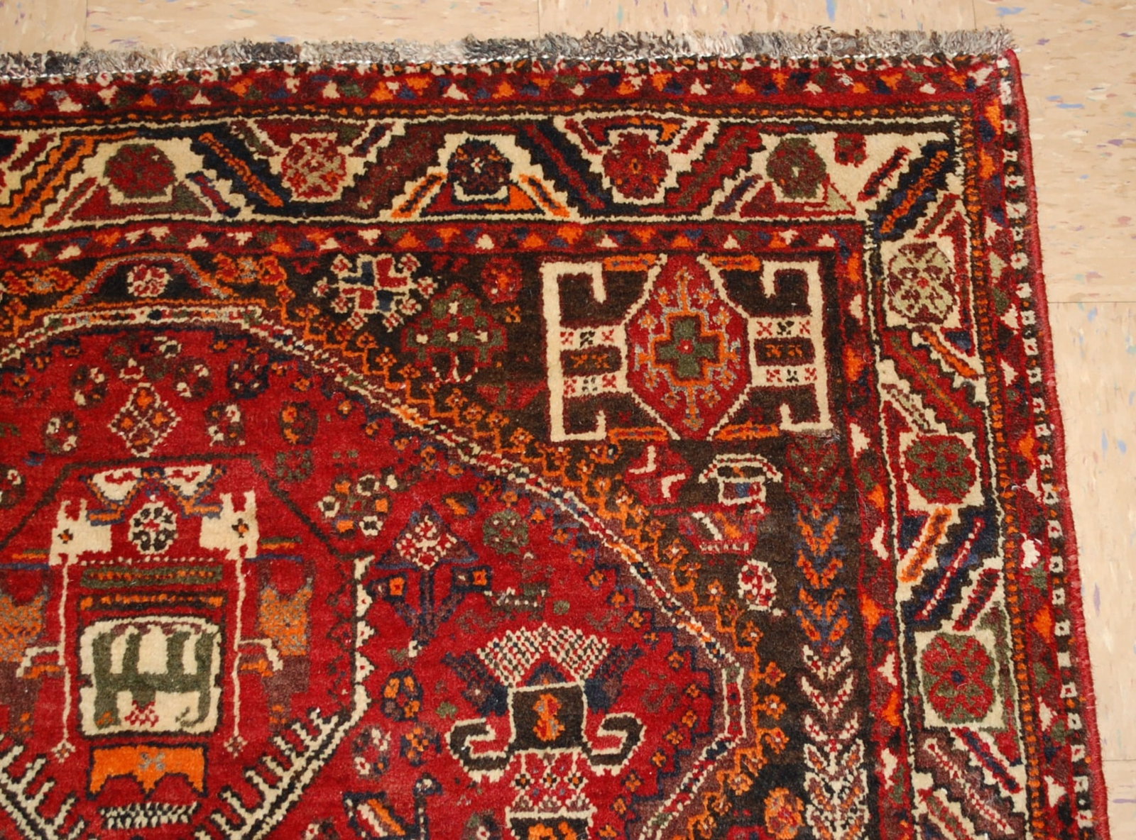 Persian SHIRAZ RUG 4x4.10 - 5