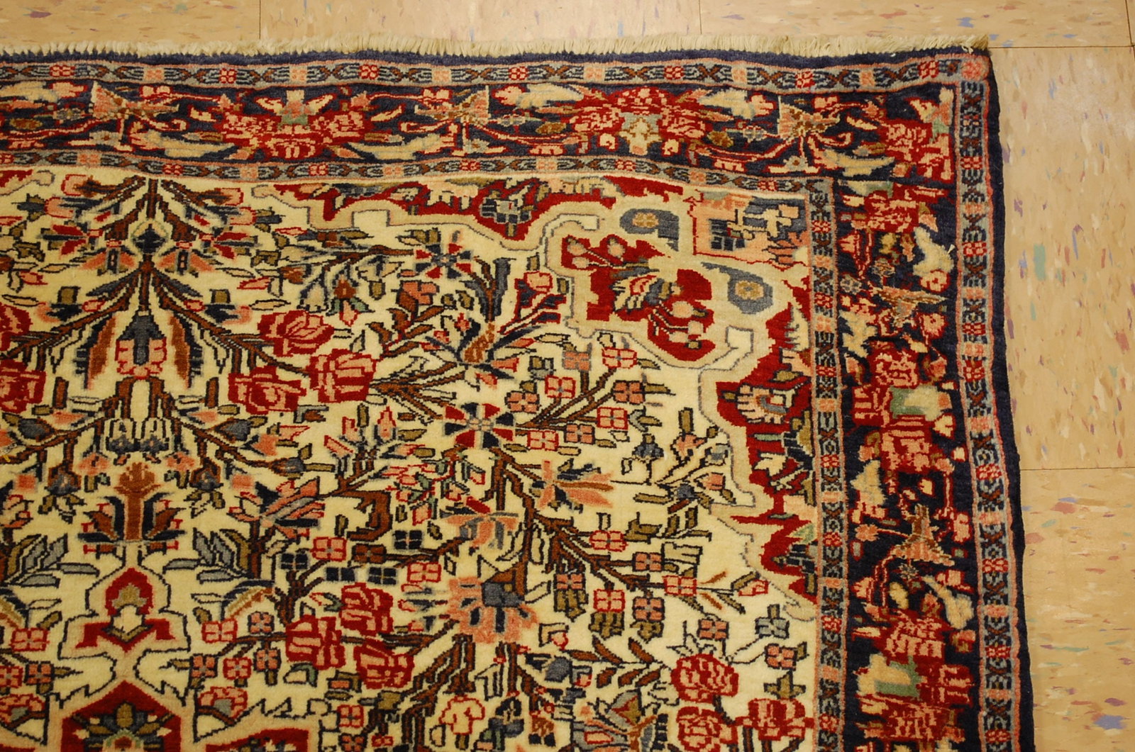 PERSIAN BIJAR RUG 3'8" x 4' 4".. - 6