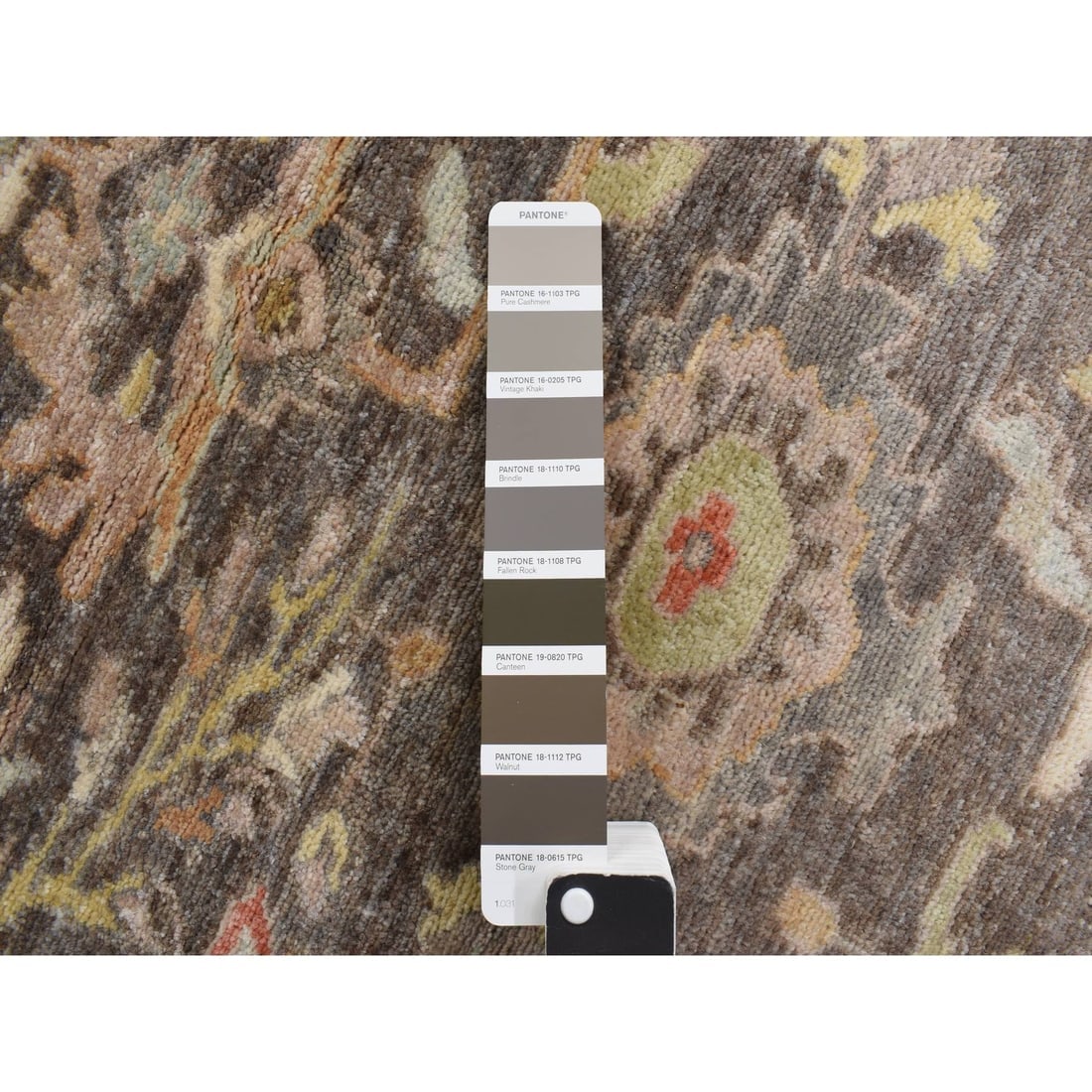 Brindle Gray Hand Knotted Velvety Wool Aryana Heriz Round Oriental Rug - 7