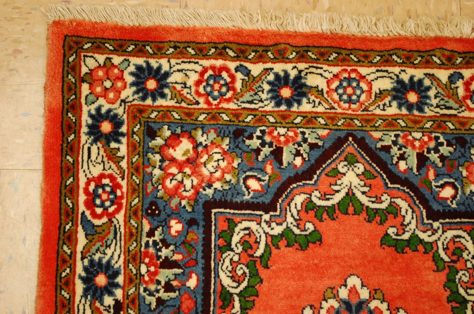 Persian SARUK RUG 2'2" x 2'9" - 3