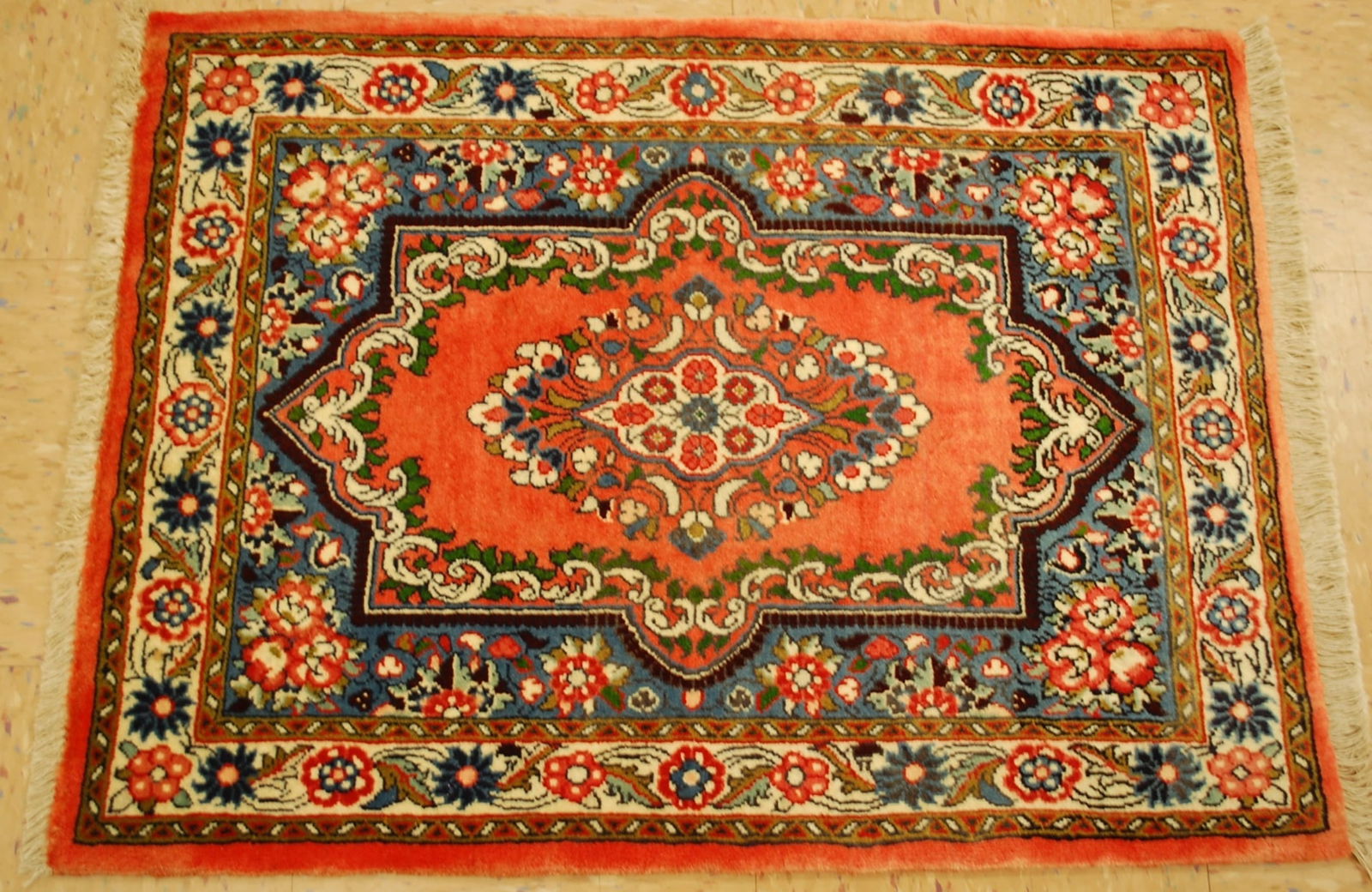 Persian SARUK RUG 2'2" x 2'9" - 7