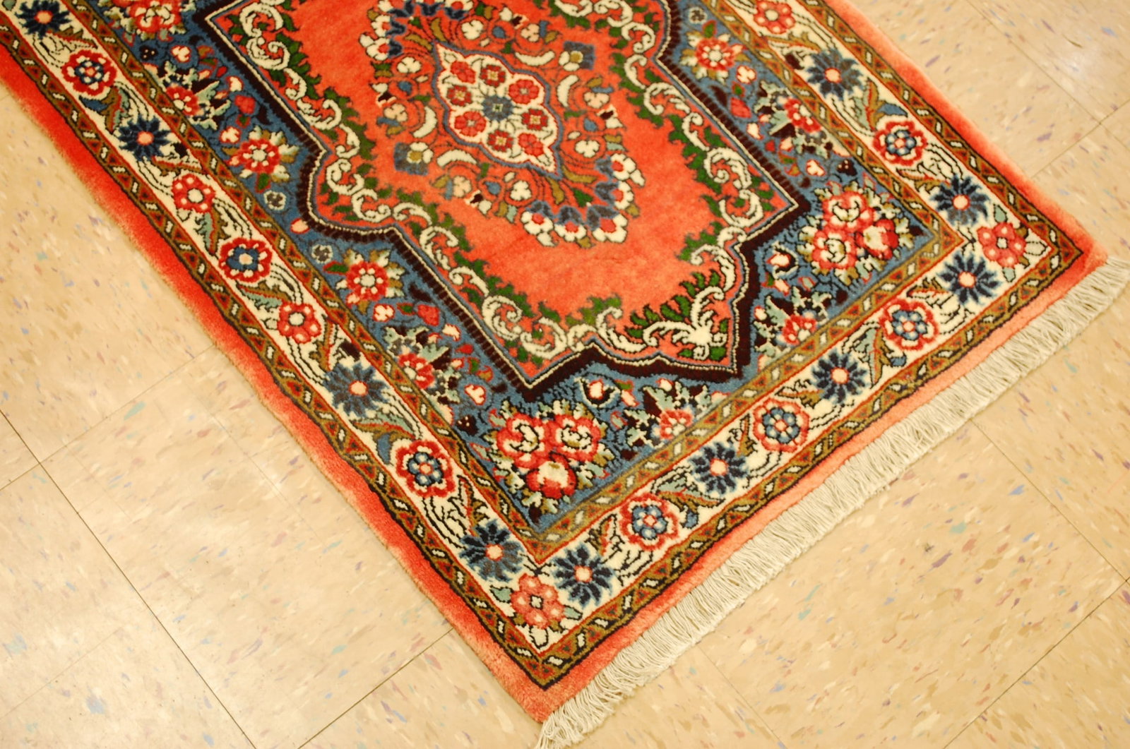 Persian SARUK RUG 2'2" x 2'9" - 8