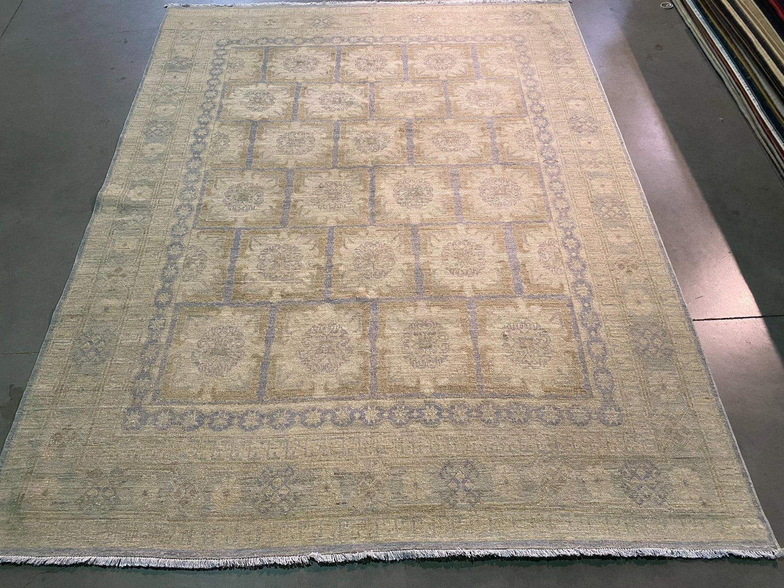 Fabulous Oushak Rug 7'.8" x9'.8": Title:Fabulous Oushak Rug 7'.8" x9'.8" Description:7'. 8"x9'.8" Super quality Antique reproduction Oushak Rug,in unique Afghan pattern, hand spun and hand knotted rug in Pakistan 100% Vegge Dye natura