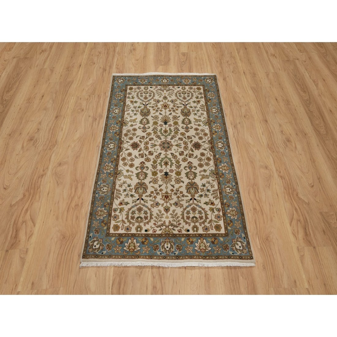 Swan White 300 KPSI New Zealand Wool Kashan Design Hand Knotted Rug - 2