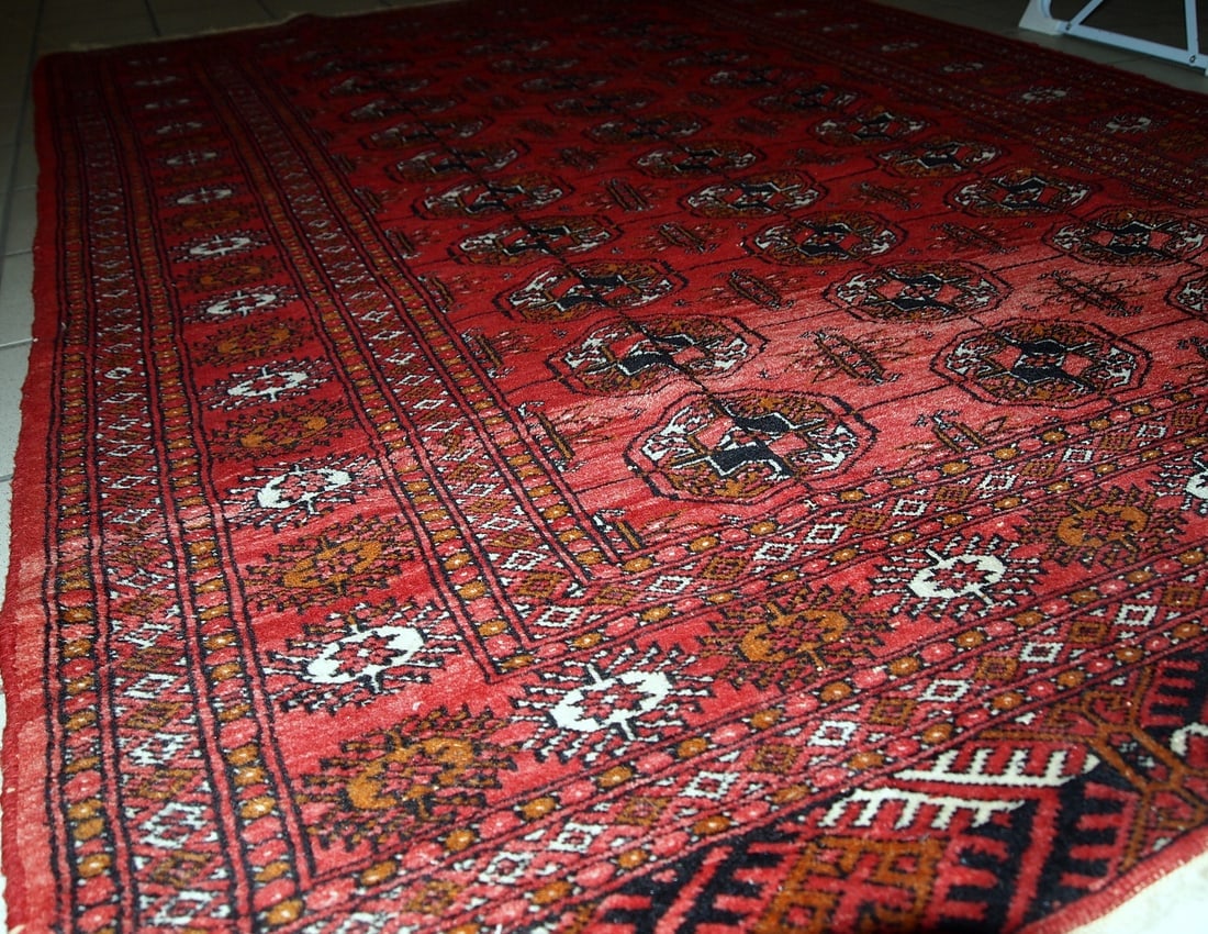 Handmade vintage Pakistani Tekke rug 4.1' x 5.9' (127cm x 180cm) 1960s - 7