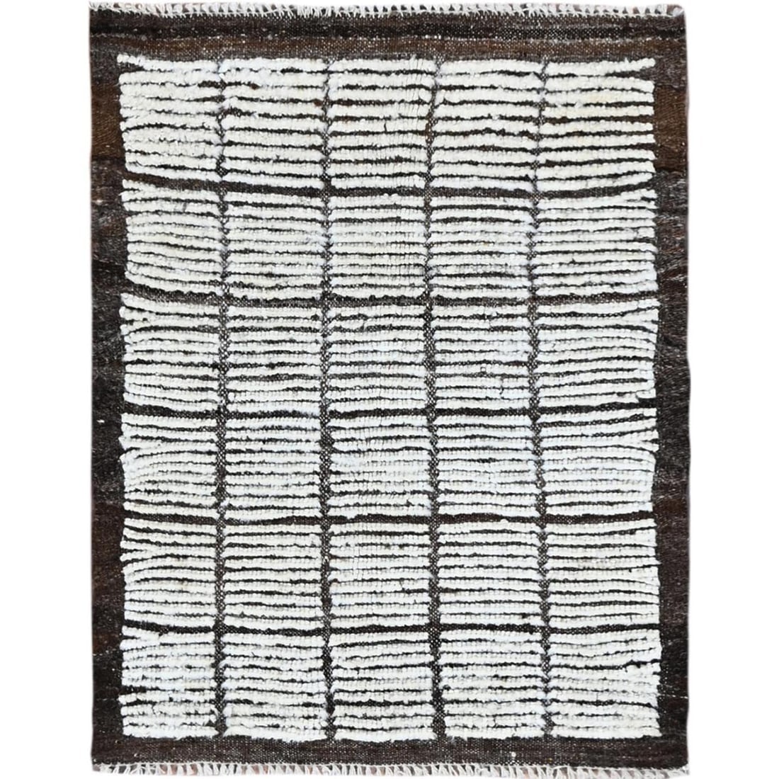 Daisy White Moroccan Weave with Grid Design Hand Knotted Wool Mat Rug: Title: Daisy White Moroccan Weave with Grid Design Hand Knotted Wool Mat RugDescription:This is a truly genuine one-of-a-kind. It has been Knotted for months and months in the centuries-old weaving