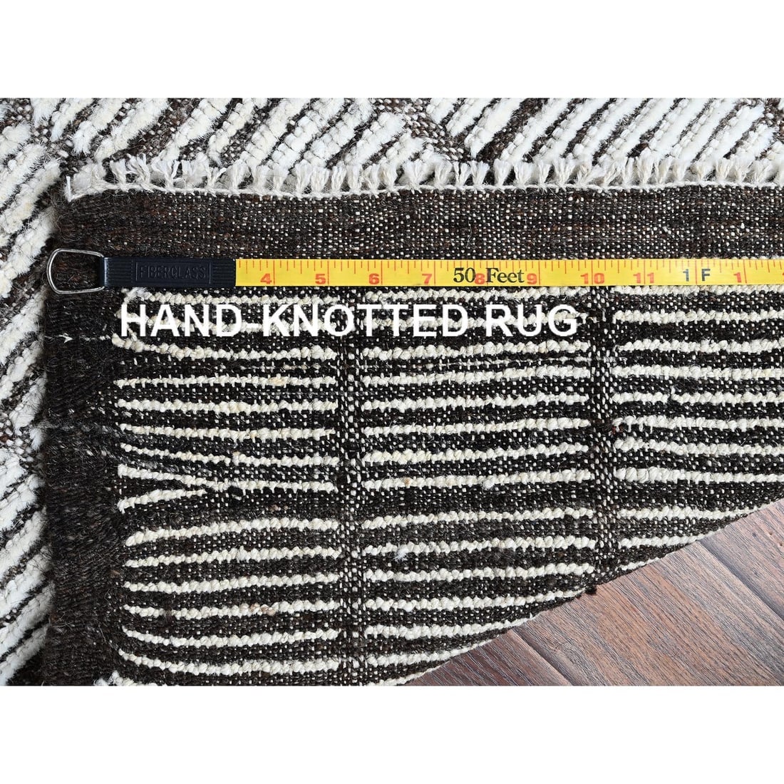 Daisy White Moroccan Weave with Grid Design Hand Knotted Wool Mat Rug - 7