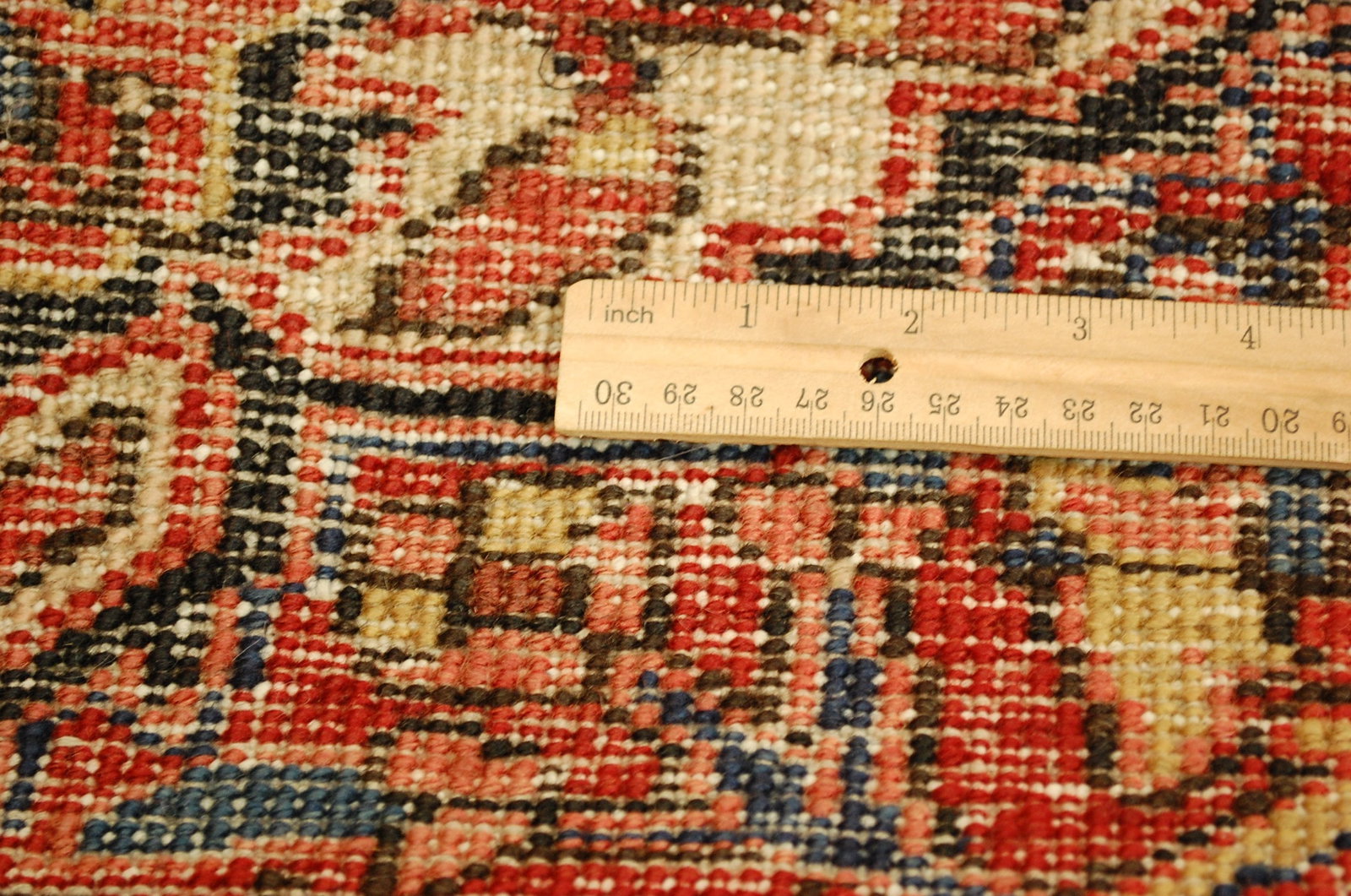 PERSIAN HERIZ RUG 2'8" x 3'3" - 7