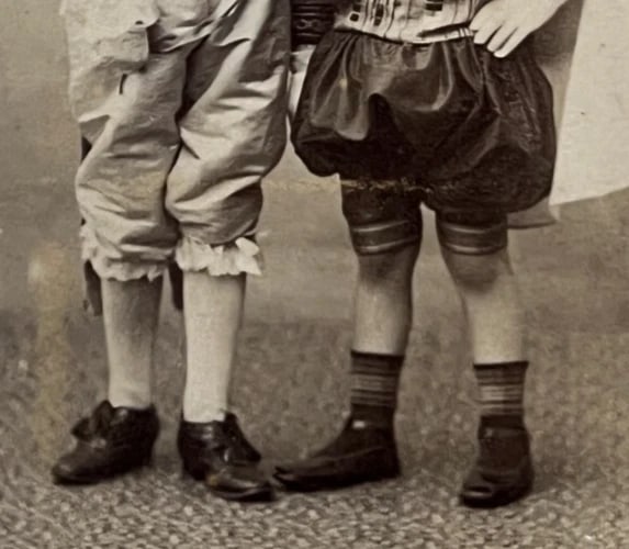 Antique CDV Photo Portrait Boys, Children, Photograph 19th centuty - 5