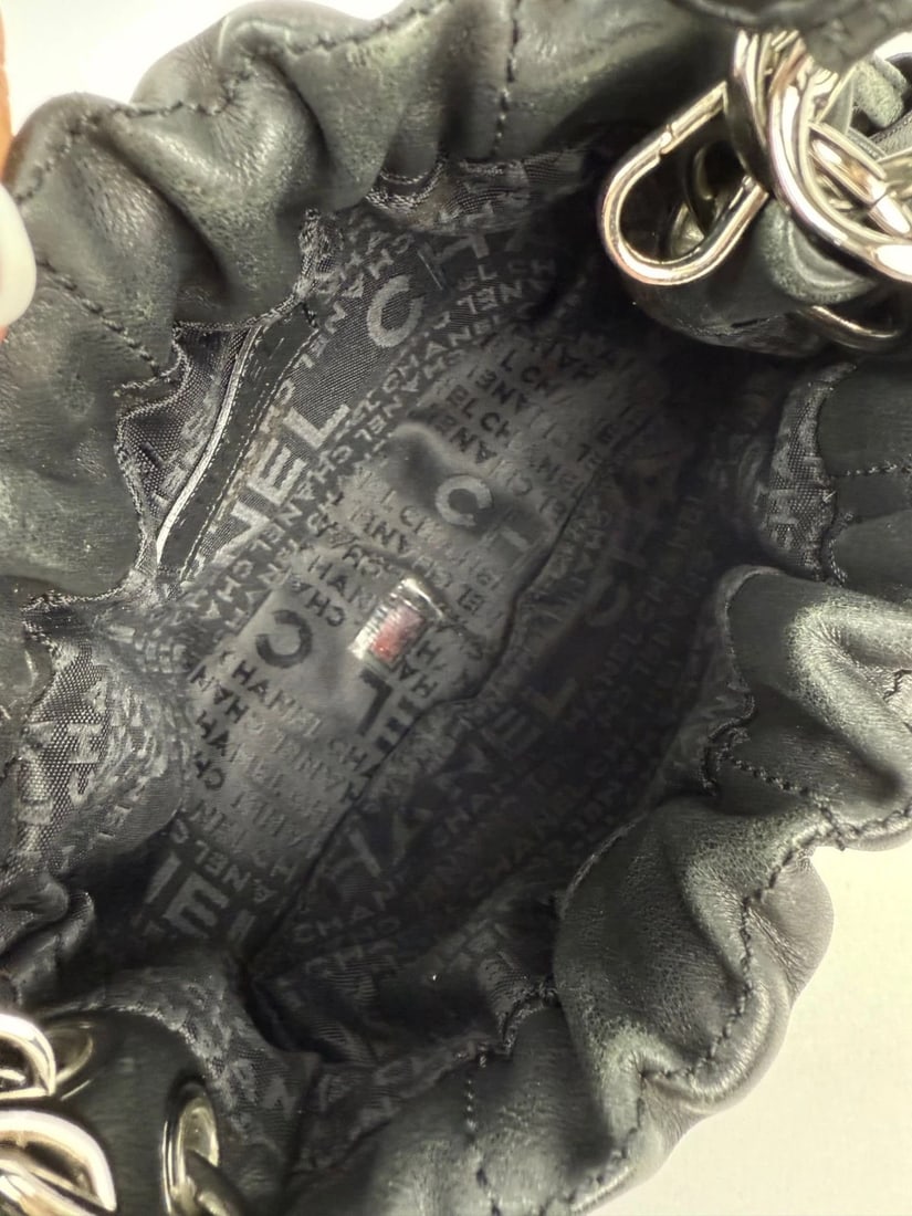 Chanel Vintage Small Lambskin Stitched Chocolate Bar Chain Black Bag - 3