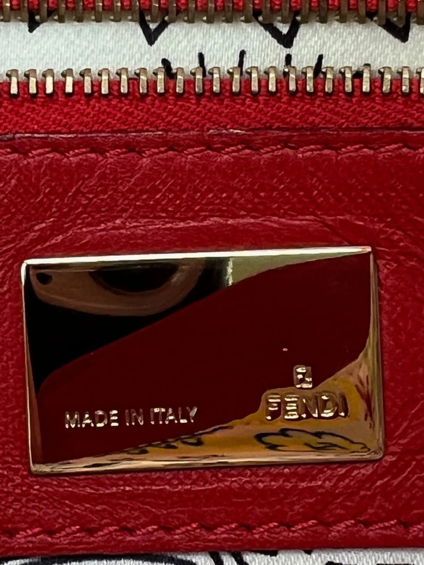 Fendi Red Leather Baugettte Shoulder Clutch Bag - 4