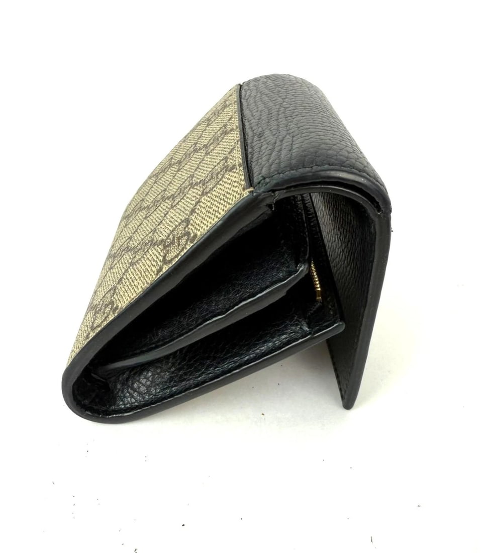 Gucci GG Supreme Compact Black Leather Wallet - 13