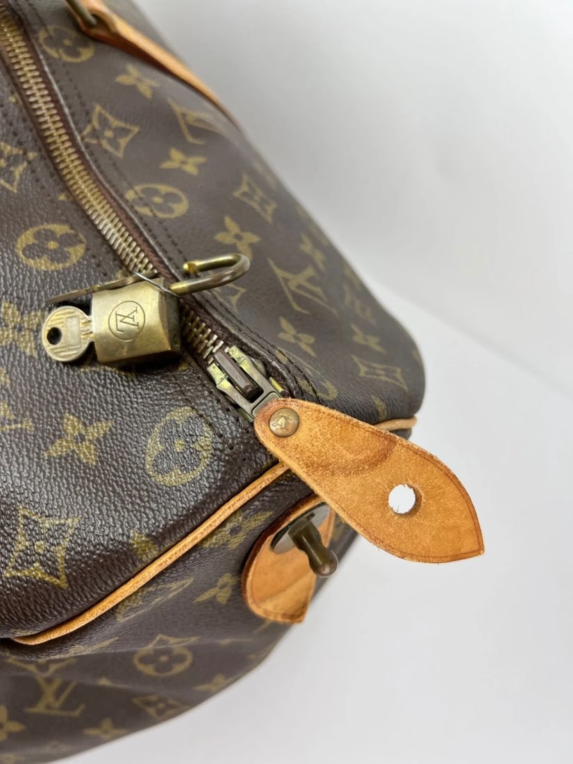 Louis Vuitton Keepall 50 Monogram Canvas Duffle Bag Vintage Luggage - 10