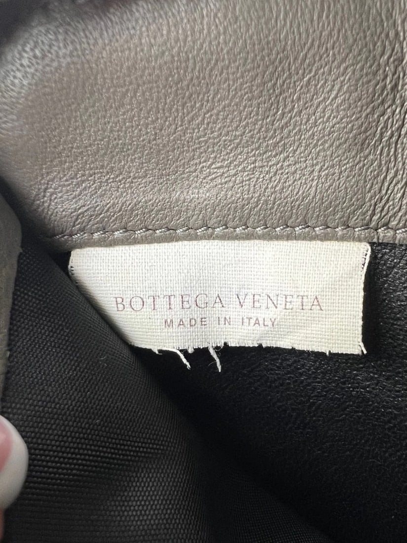 Bottega Veneta Gray Intrecciato Zip Around Leather Wallet Clutch - 7