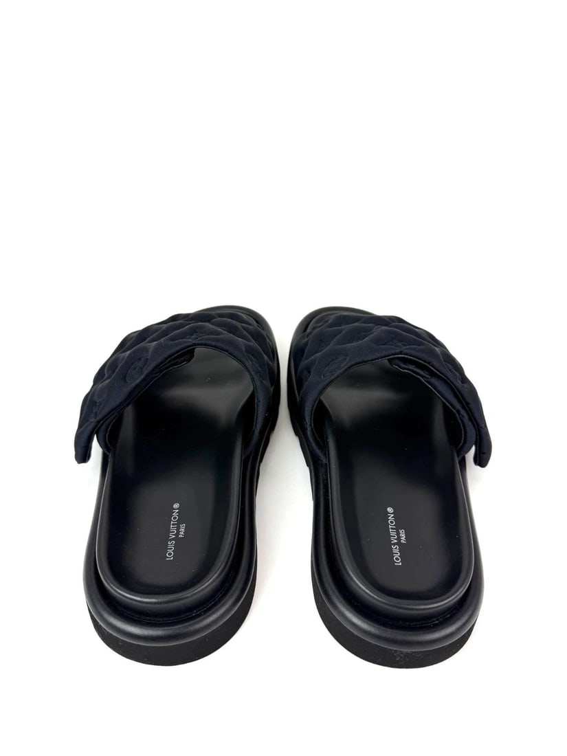 LOUIS VUITTON Pool Pillow Mules Slides Shoe - 7