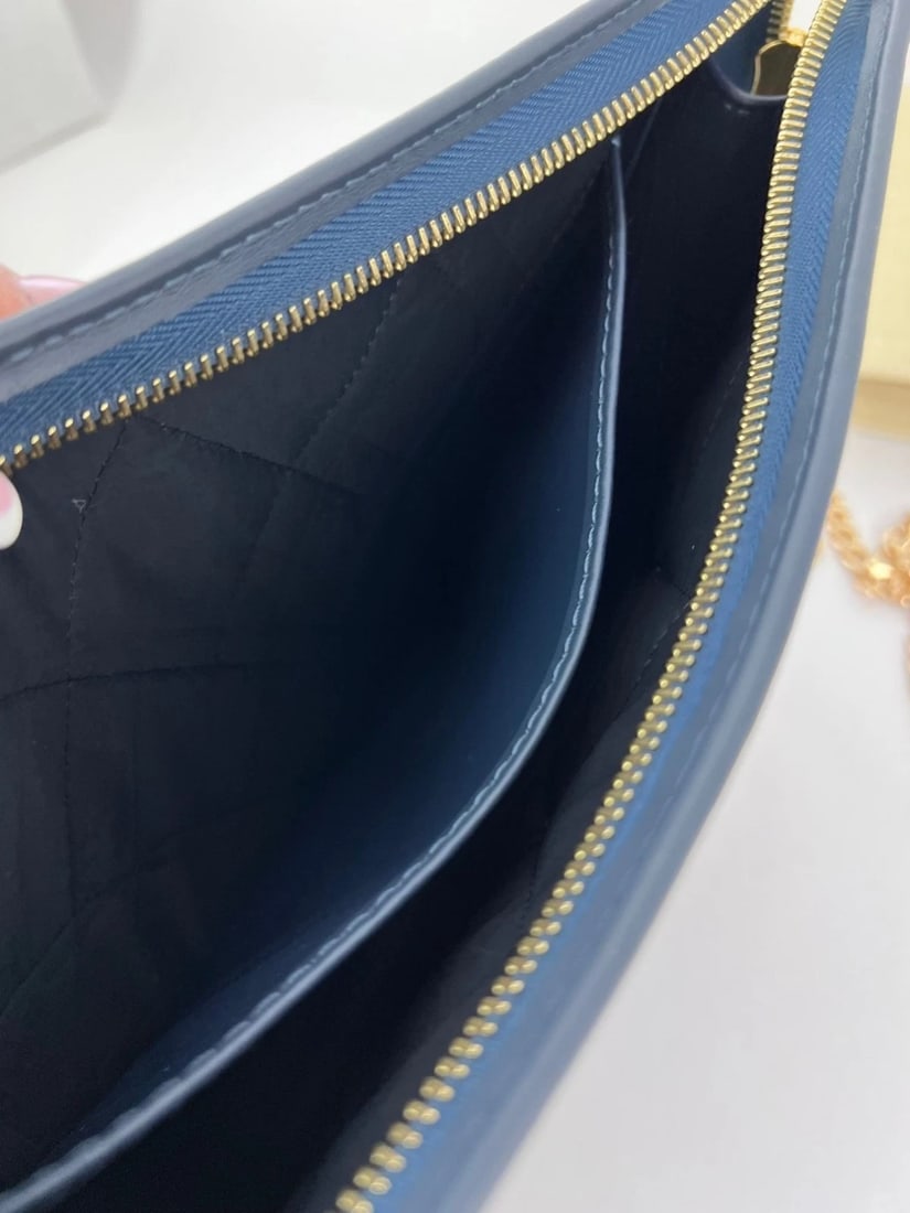 Louis Vuitton X Nigo Taurillon Denim Drip Pochette Voyage MM Crossbody Clutch Ba - 5