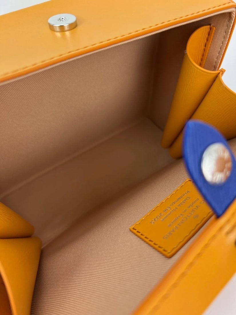 Louis Vuitton Shopper Clutch Leather Orange Clutch Crossbody Bag - 7