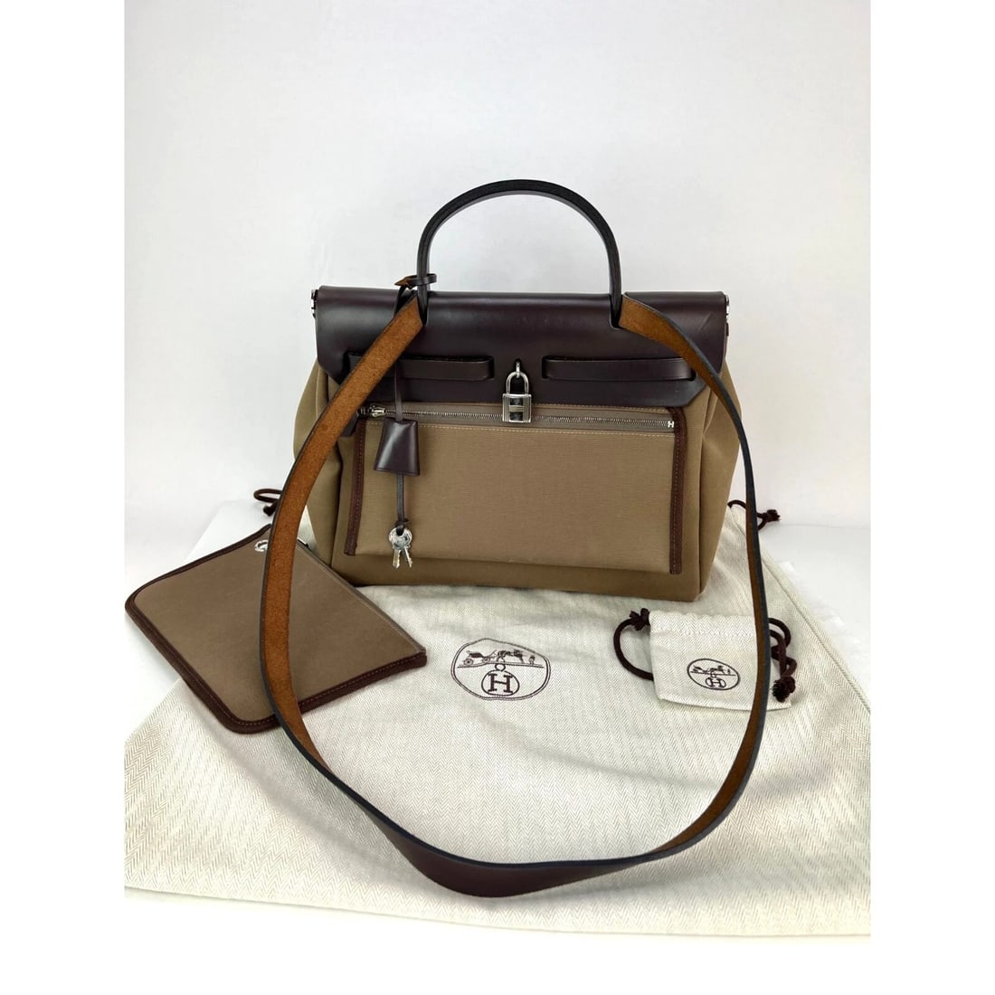 Hermes Toile Vache Hunter Herbag zip 31 PM Etoupe Ebene Shoulder Bag - 2