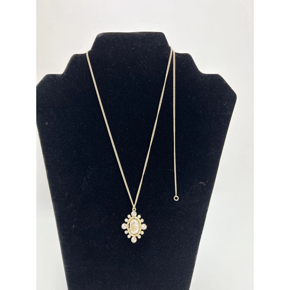 Chanel Crystal CC Necklace Gold Pearly Fashion Jewelry - 2