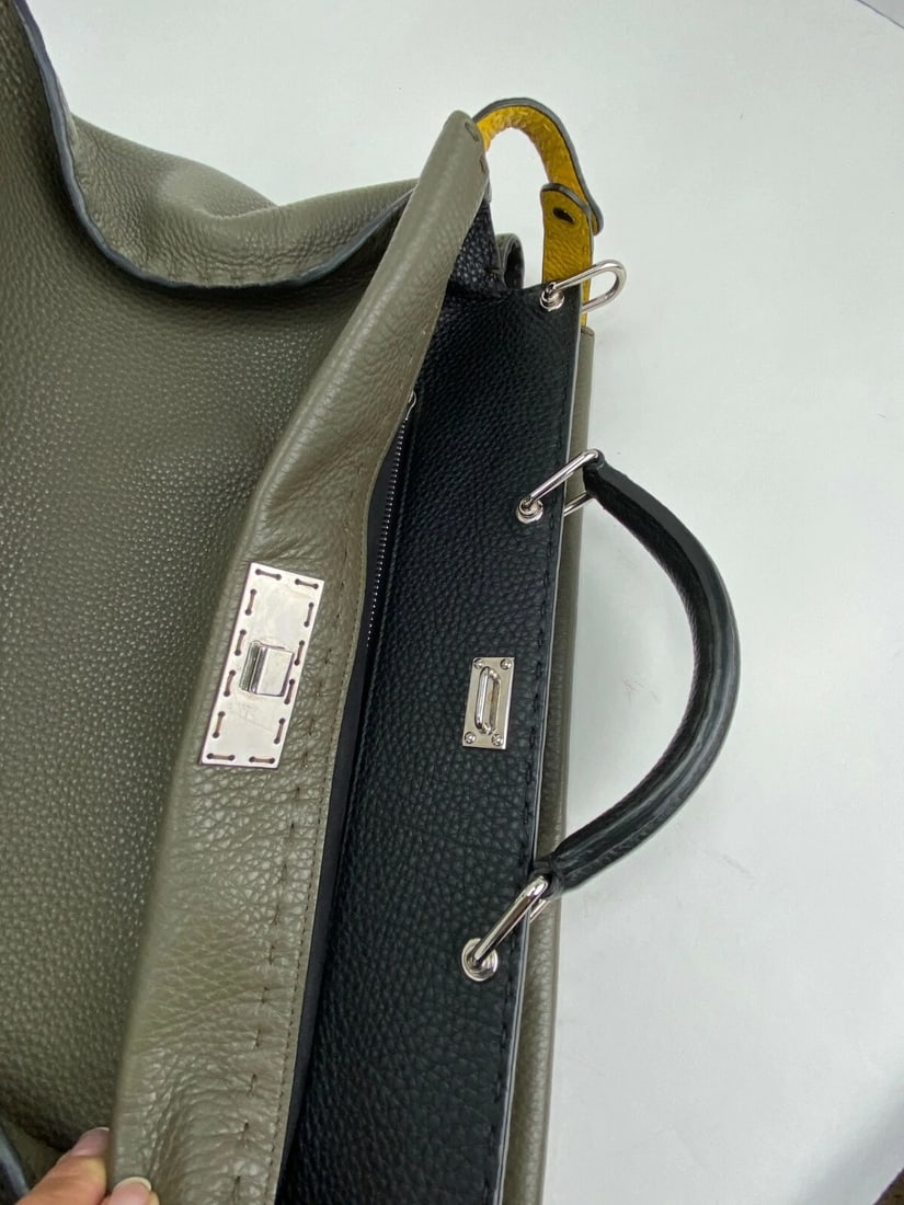 FENDI Briefcase SELLERIA large Peekaboo Iconic Essential Attache Bag - 9