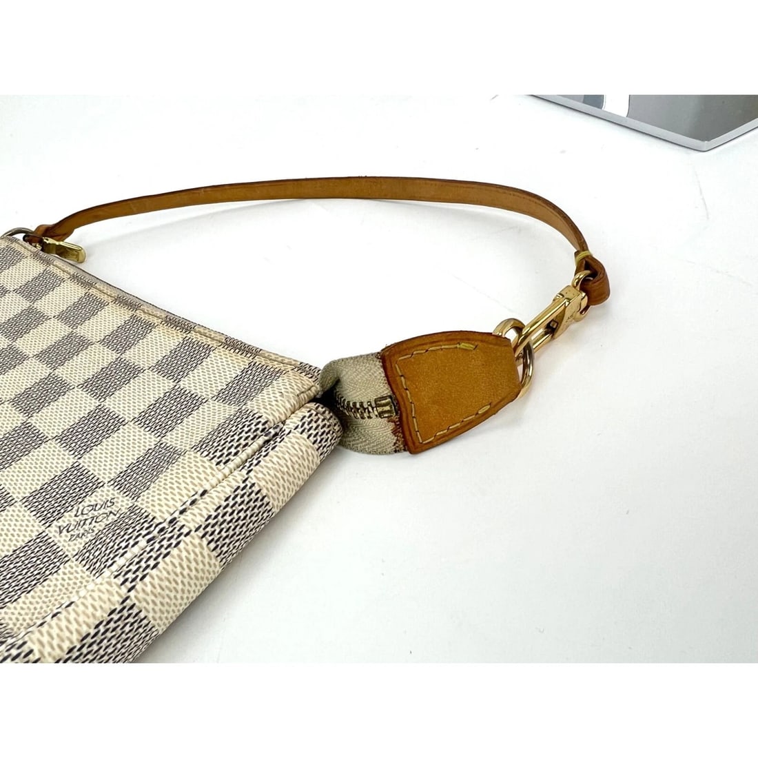 Louis Vuitton Pochette Accessories White Damier Azur Bag - 12