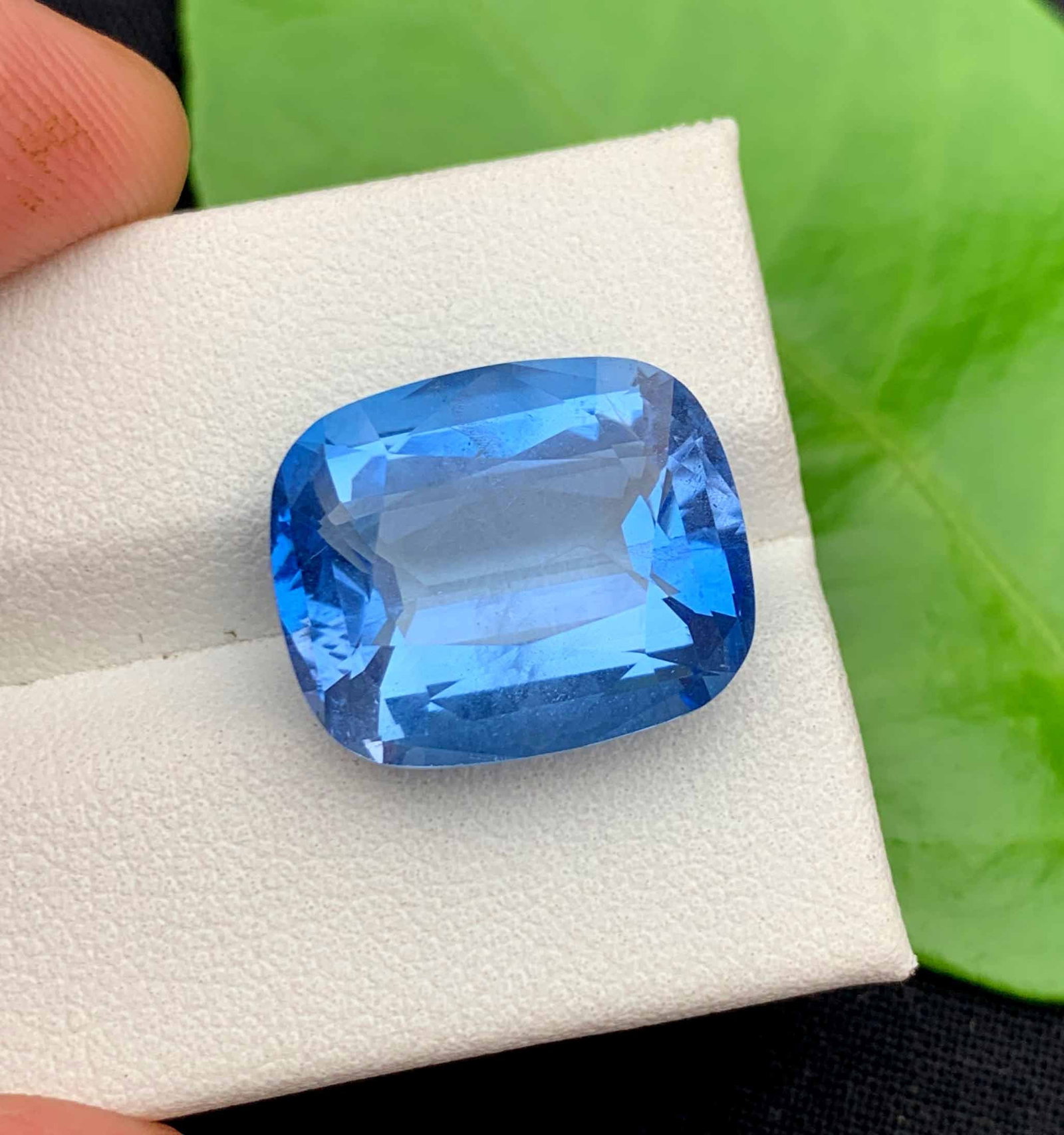 Santa Maria Aquamarine Gemstone: 13.15 Carat Emerald Cut Beryl - 5