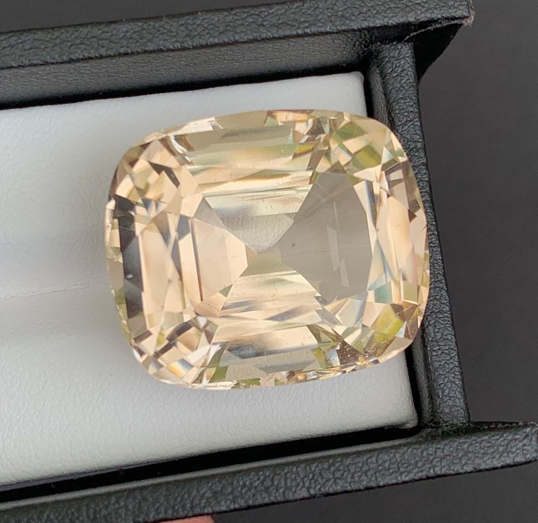 Natural Imperial Topaz Gemstone: Golden Cushion Cut, 75.60 Carats - 3