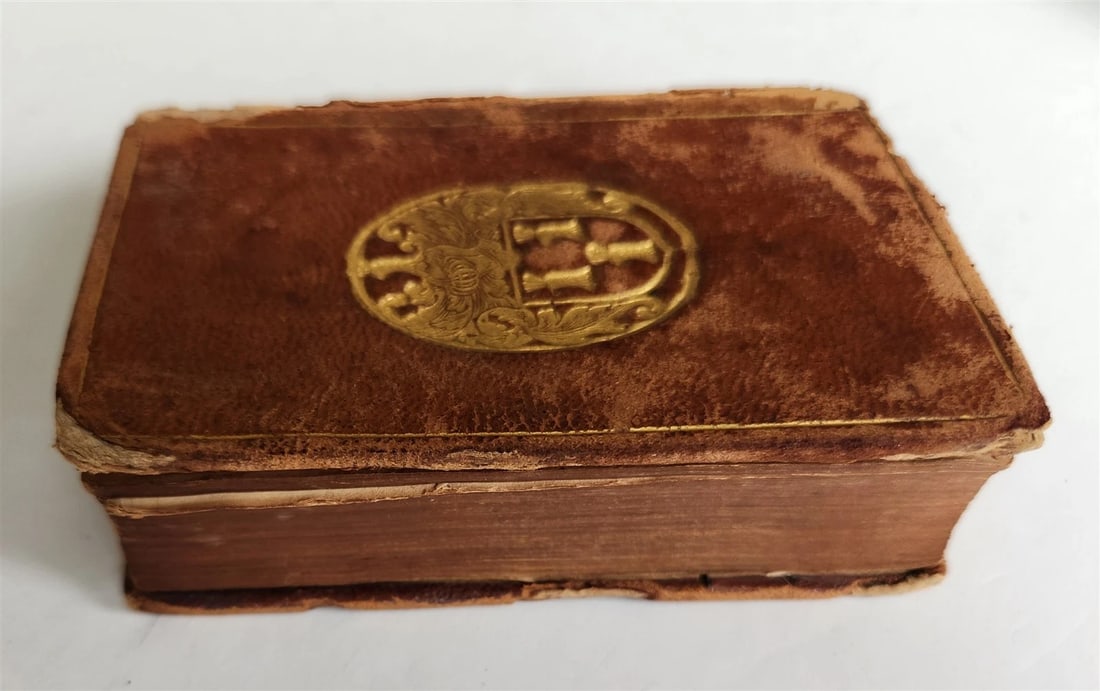 1581 LAW BOOK DIGESTORUM Corpus iuris civilis antique HERALDIC BINDING - 3