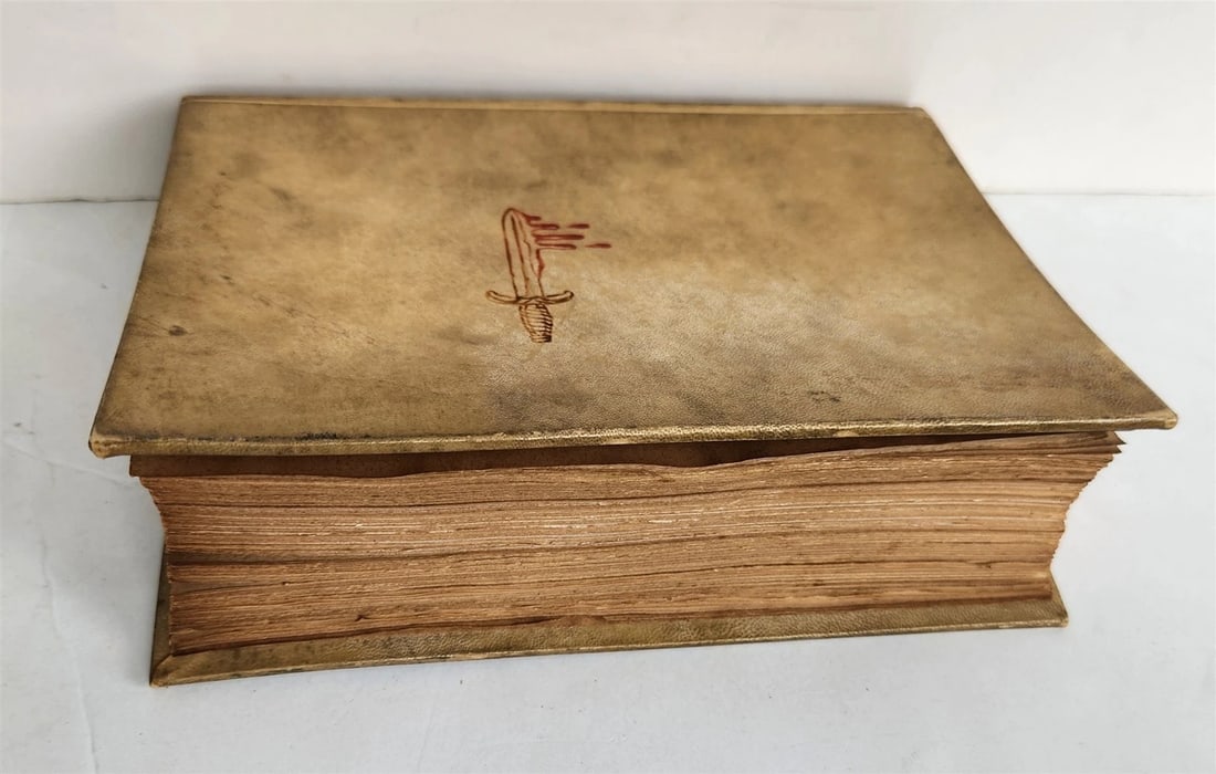 1910 LA MASCHERA di BRUTO antique poetry theatre VELLUM BOUND illustrated - 2