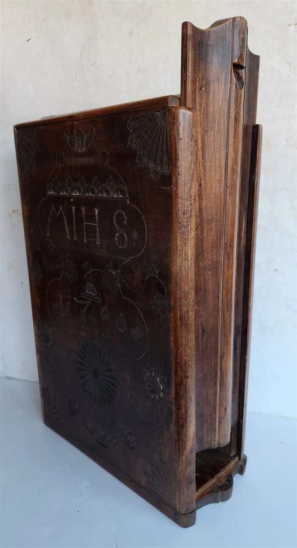 1790 BIBLE BOX HAND CARVED WOOD antique RARE SHAPE - 12