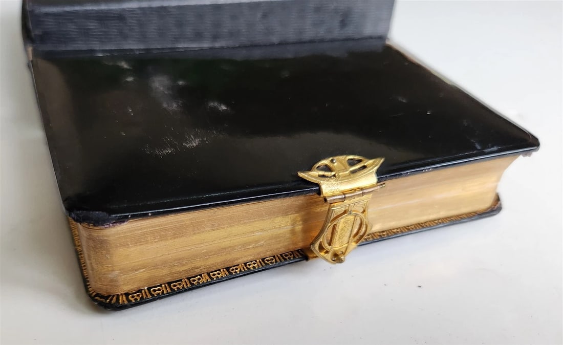 1911 HYMNAL in GERMAN antique DECORATIVE BINDING - 3