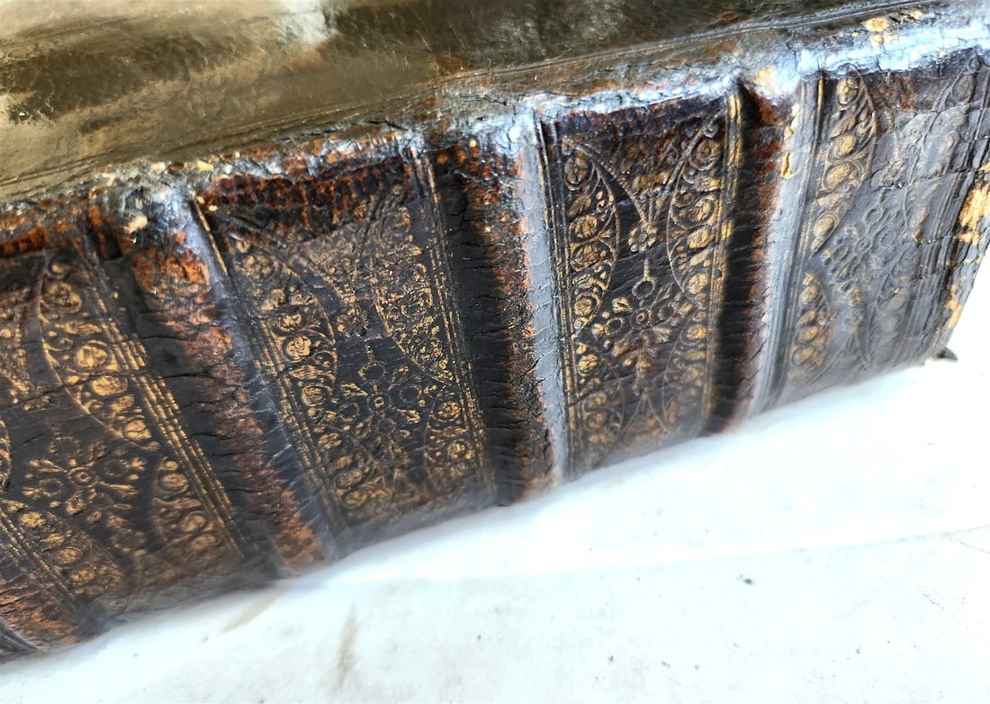 1678 BIBLE in ENGLISH w/ ORIGINAL BINDING antique OLD & NEW TESTAMENT 17th CENT. - 13