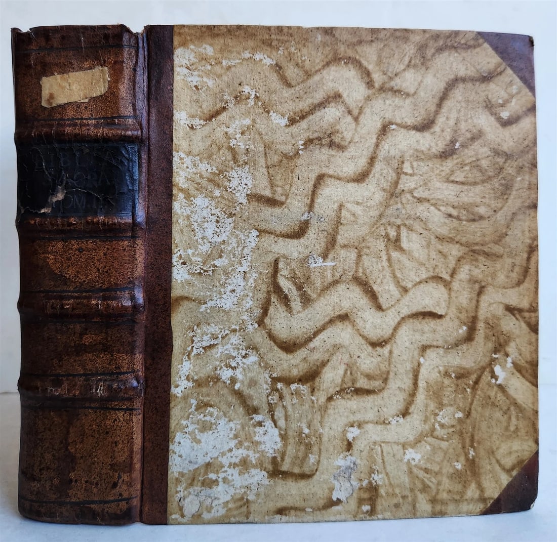 1602 BIBLE in LATIN ILLUSTRATED w/ MAP & NUMEROUS WOODCUTS antique - 2