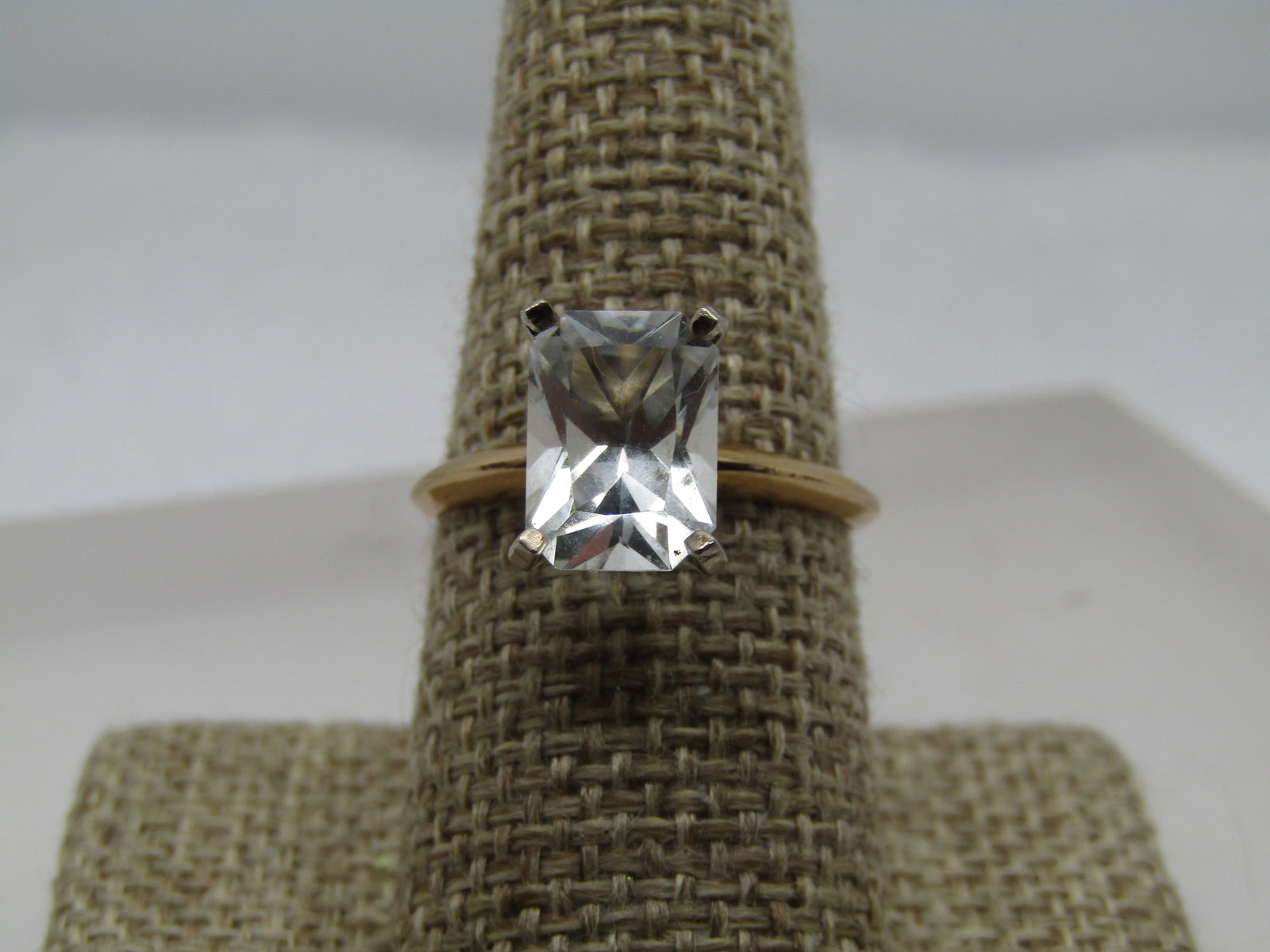 Vintage 14kt White Topaz/Sapphire Ring, 4.20 CTW, Sz. 9, 1980's-1990's: Vintage 14kt White Topaz/Sapphire Ring, 4.20 CTW, Sz. 9, 1980's-1990's. Great as an engagement ring. This ring was sold as a white sapphire but when tested on a gem tester it seems to test more as top