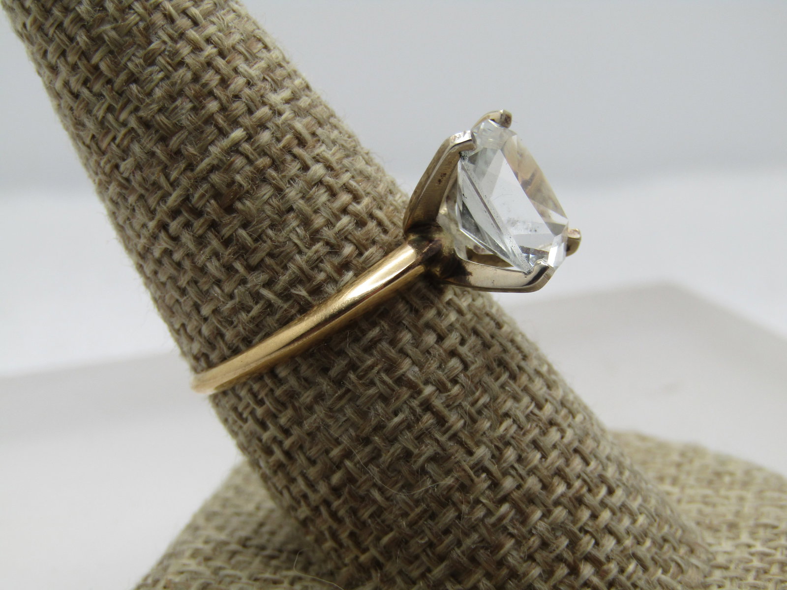 Vintage 14kt White Topaz/Sapphire Ring, 4.20 CTW, Sz. 9, 1980's-1990's - 3