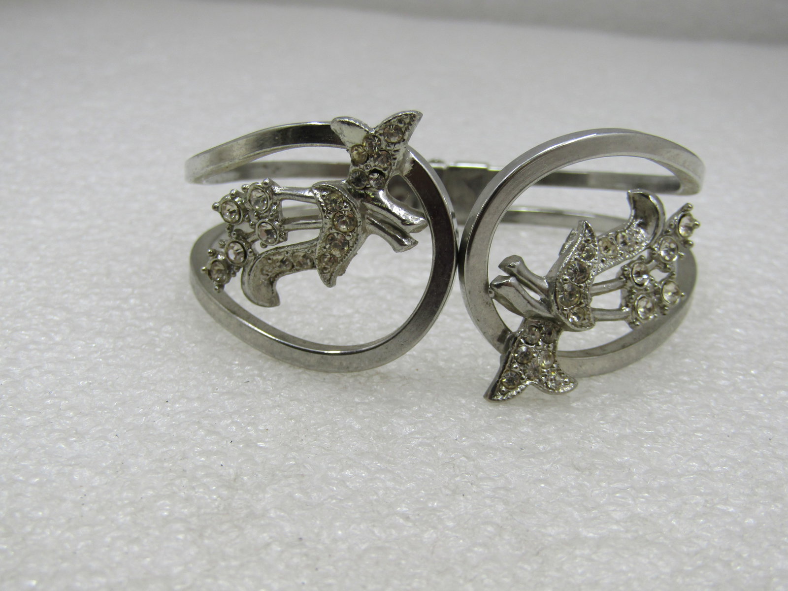 Vintage Rhinestone Hinged Clamper Bracelet, 6.5", Art Deco Accents. - 4