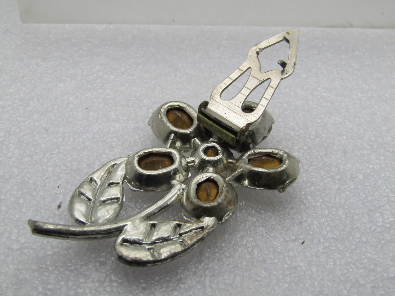 Vintage Pair of Rhinestone Floral Dress Clips, 1940's - 6