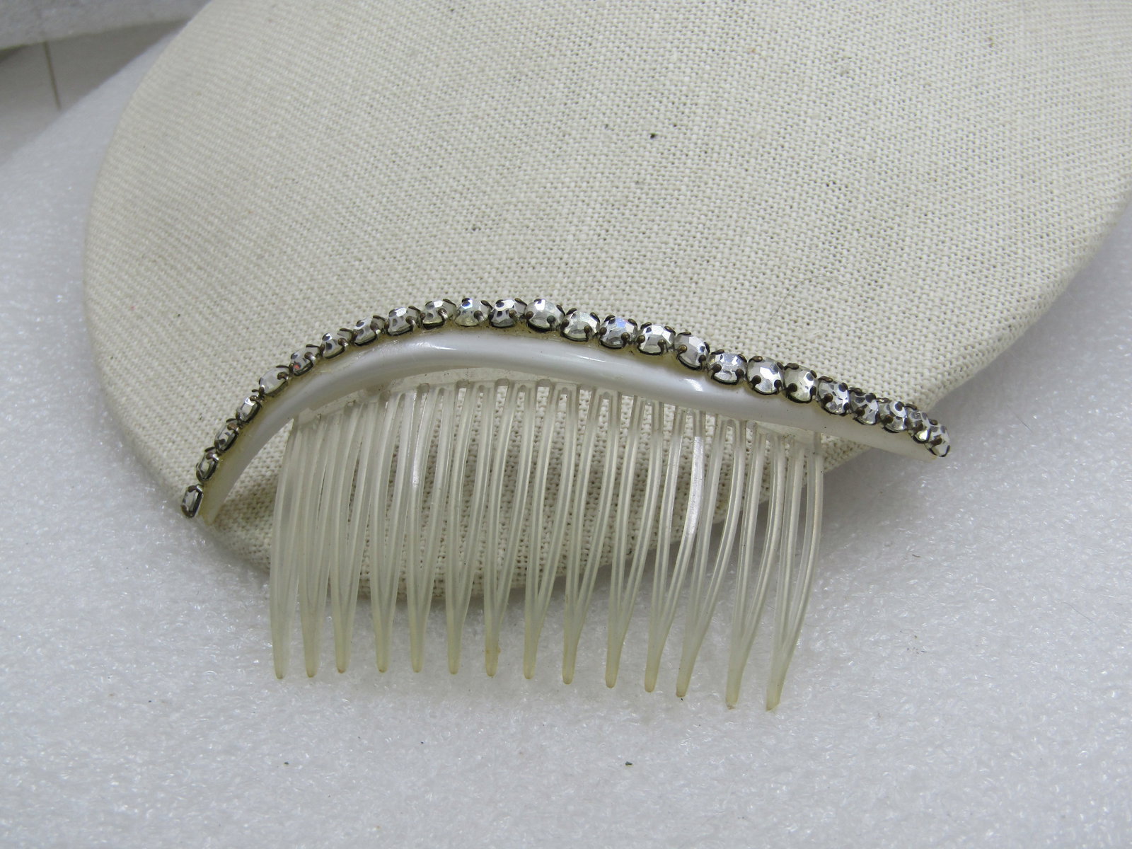 Vintage Rhinestone Accented Hair Comb, White, 4" - 2