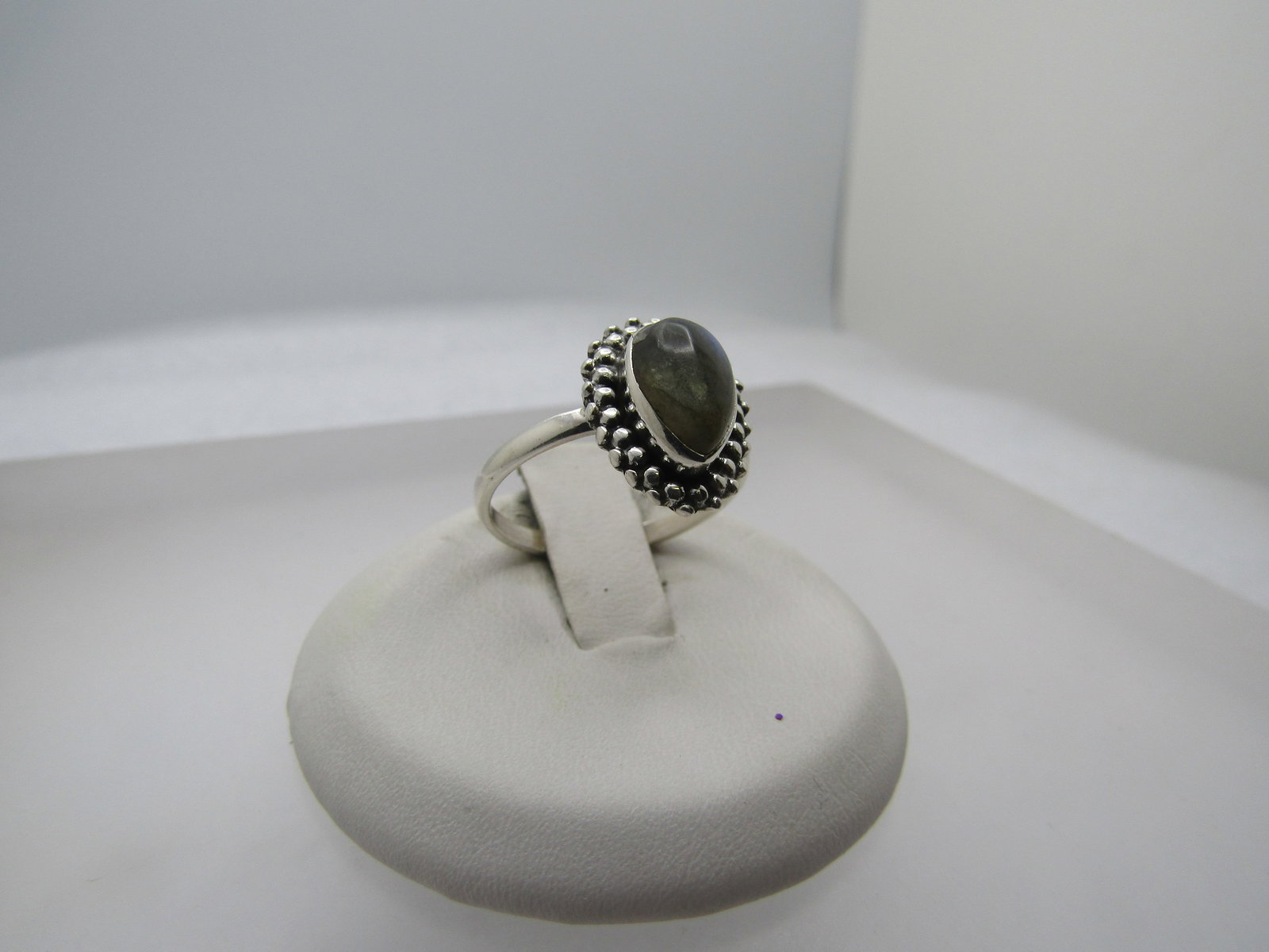 Sterling Labradorite Ring, Sz. 5.5, Southwestern Themed - 3