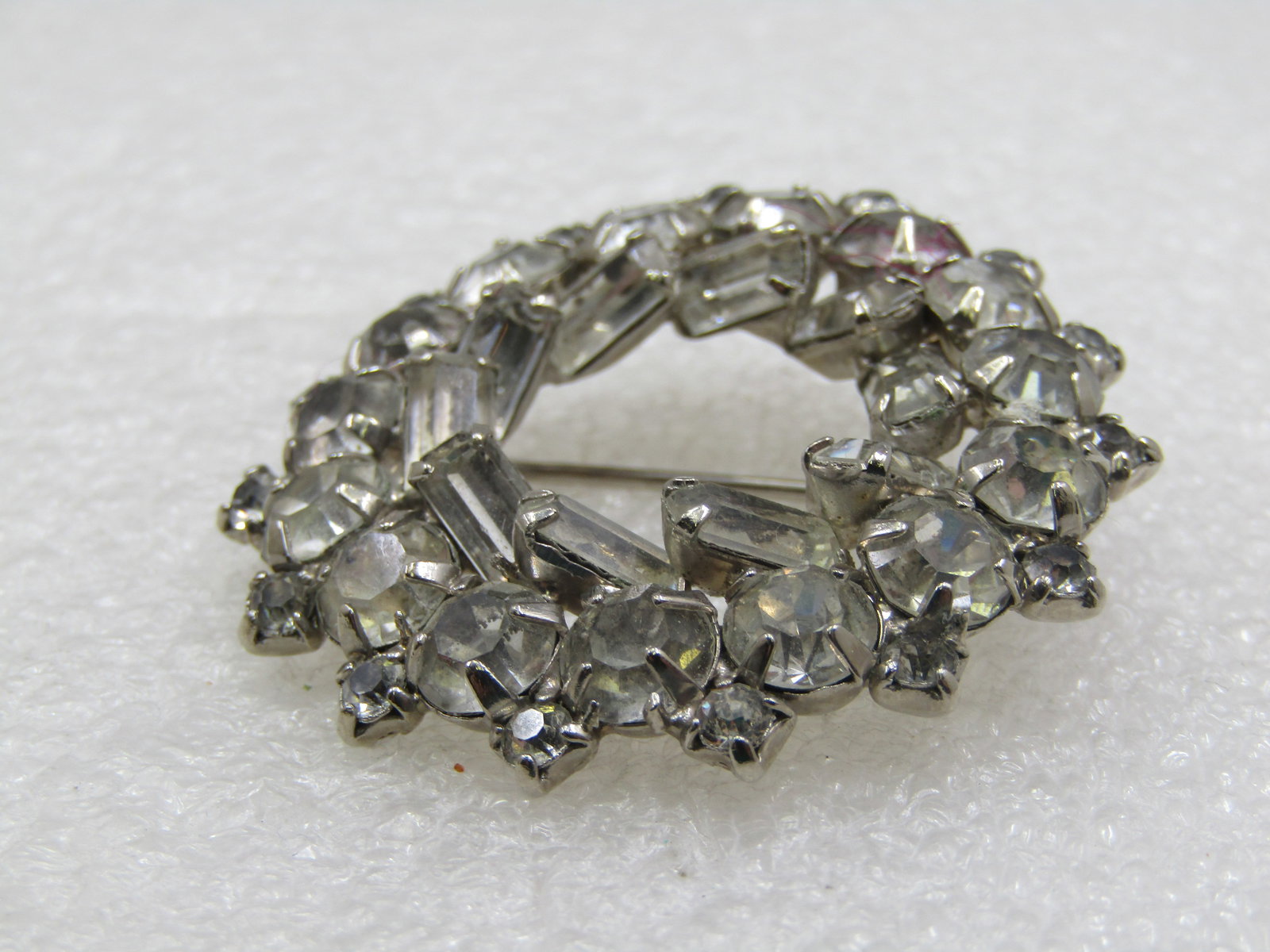 Vintage Clear Rhinestone Circle Brooch, 1.75", 1940'-1950's - 4