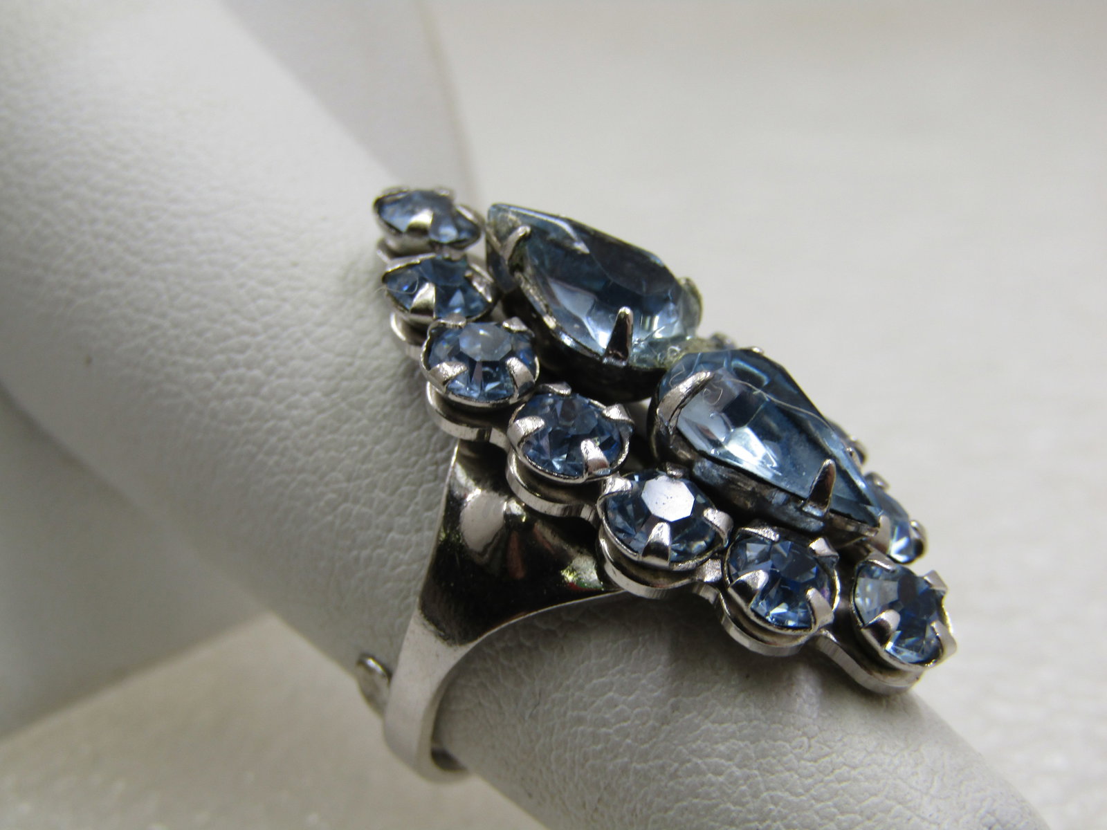 Vintage Blue Rhinestone Ring, Adjustable, Mid-Century - 3