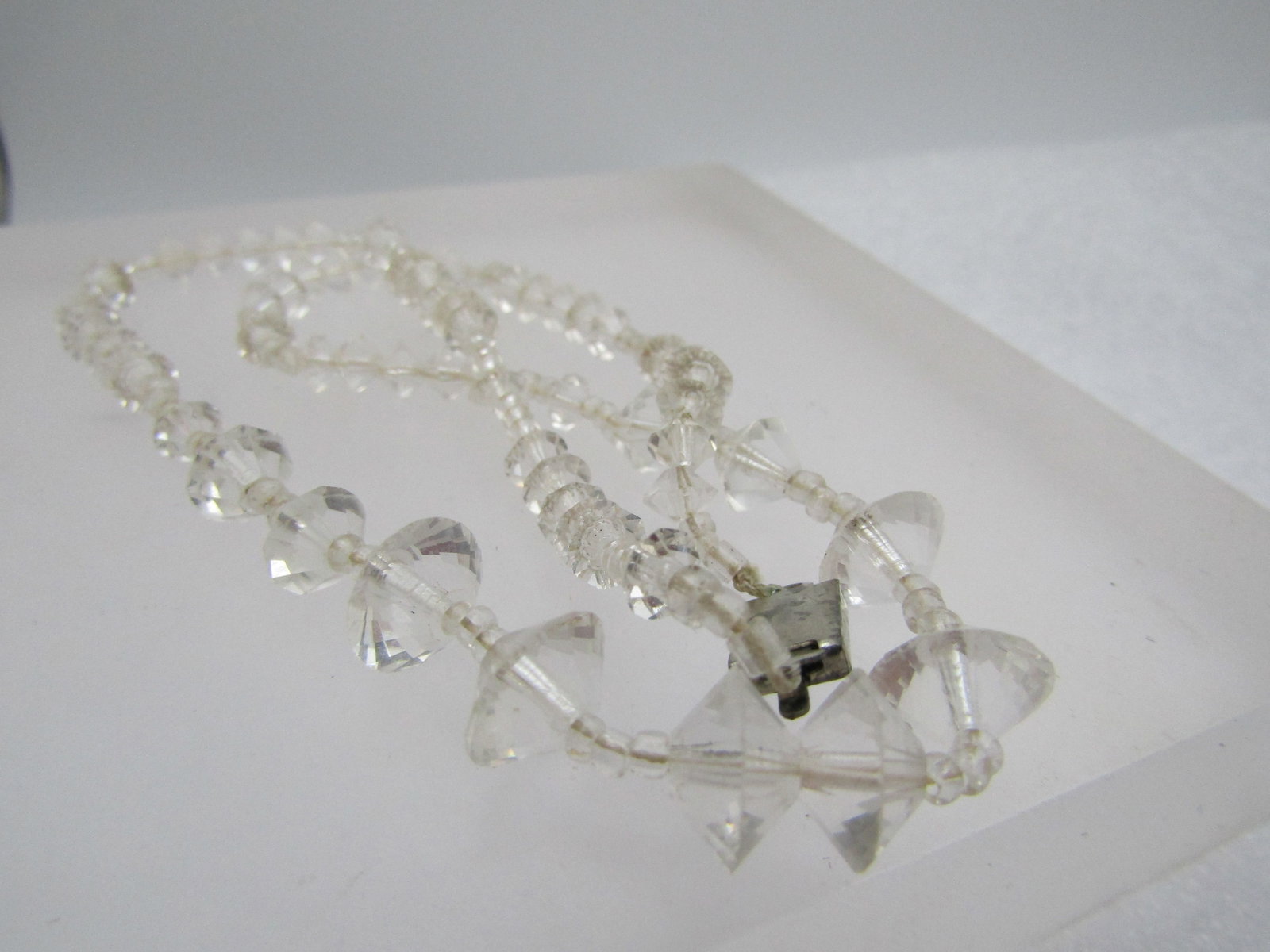 Vintage Graduated Crystal Beaded Necklace, 14.5". 1940's-1950's - 4