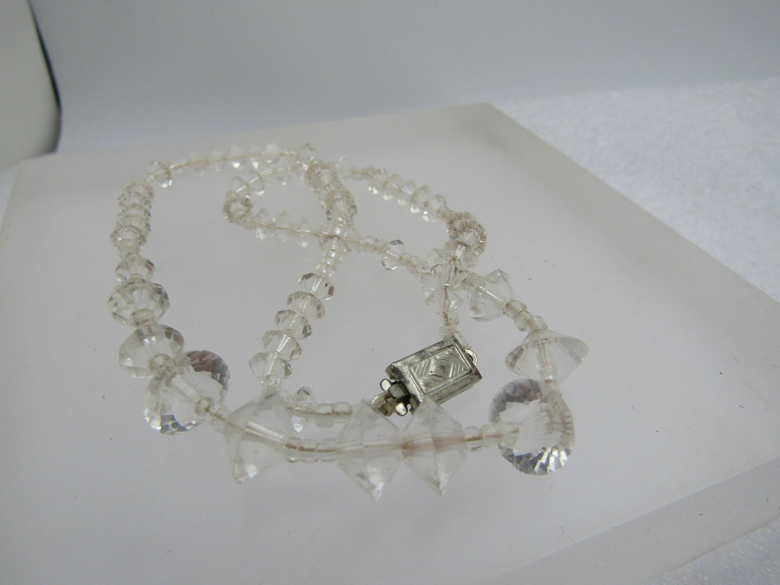 Vintage Graduated Crystal Beaded Necklace, 14.5". 1940's-1950's - 5