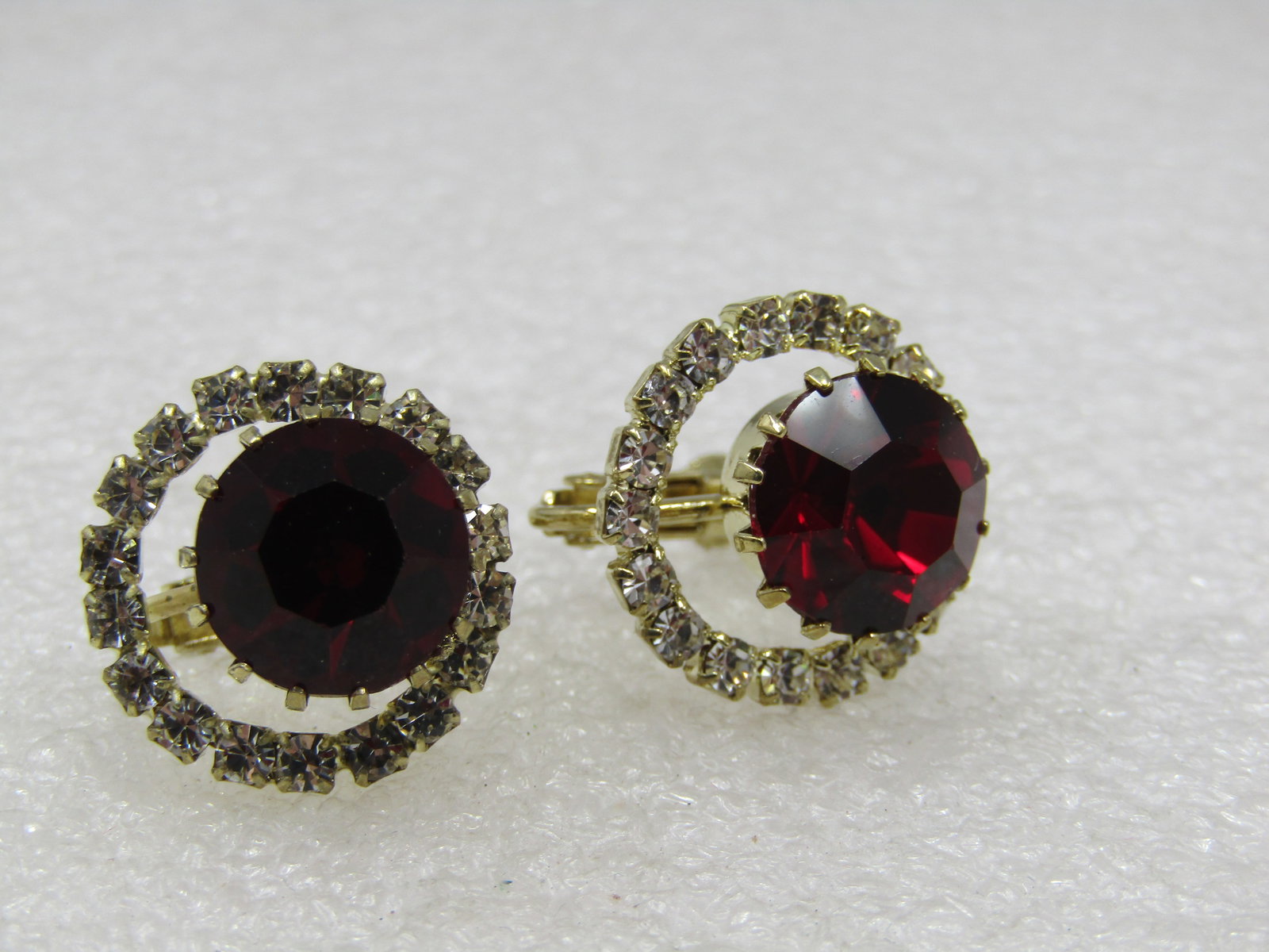 Vintage Red Clear Rhinestone Earrings, Hinged Screwback - 5